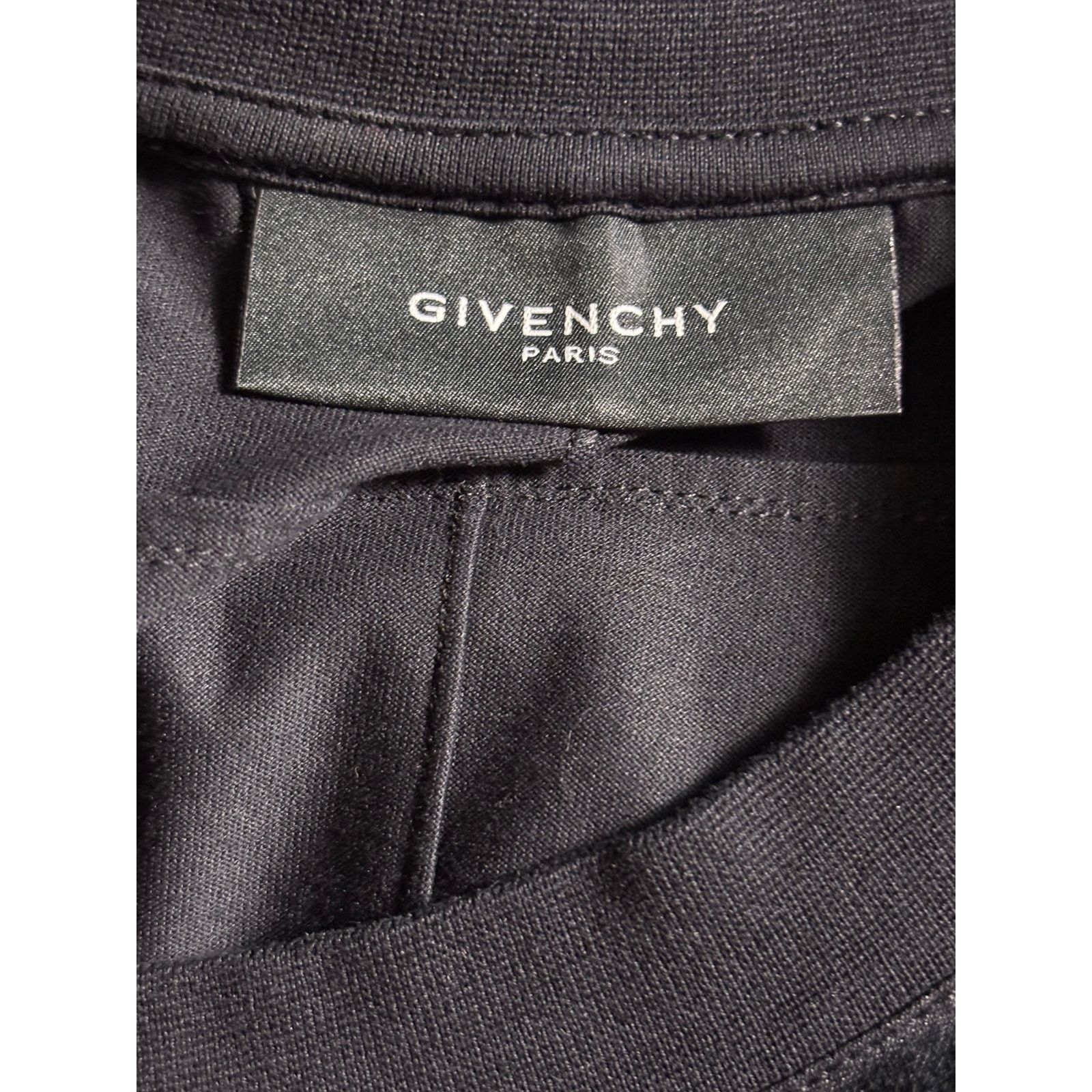 Givenchy Authentic 2013 Givenchy Paris Black Ram Heads Shirt Size US M / EU 48-50 / 2 - 6 Thumbnail