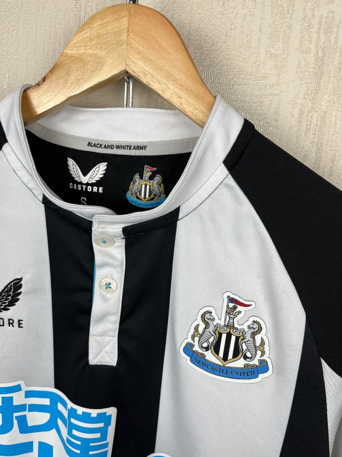 Castore Newcastle United 2021 2022 Home Football Shirt Soccer Jersey Size US S / EU 44-46 / 1 - 7 Thumbnail
