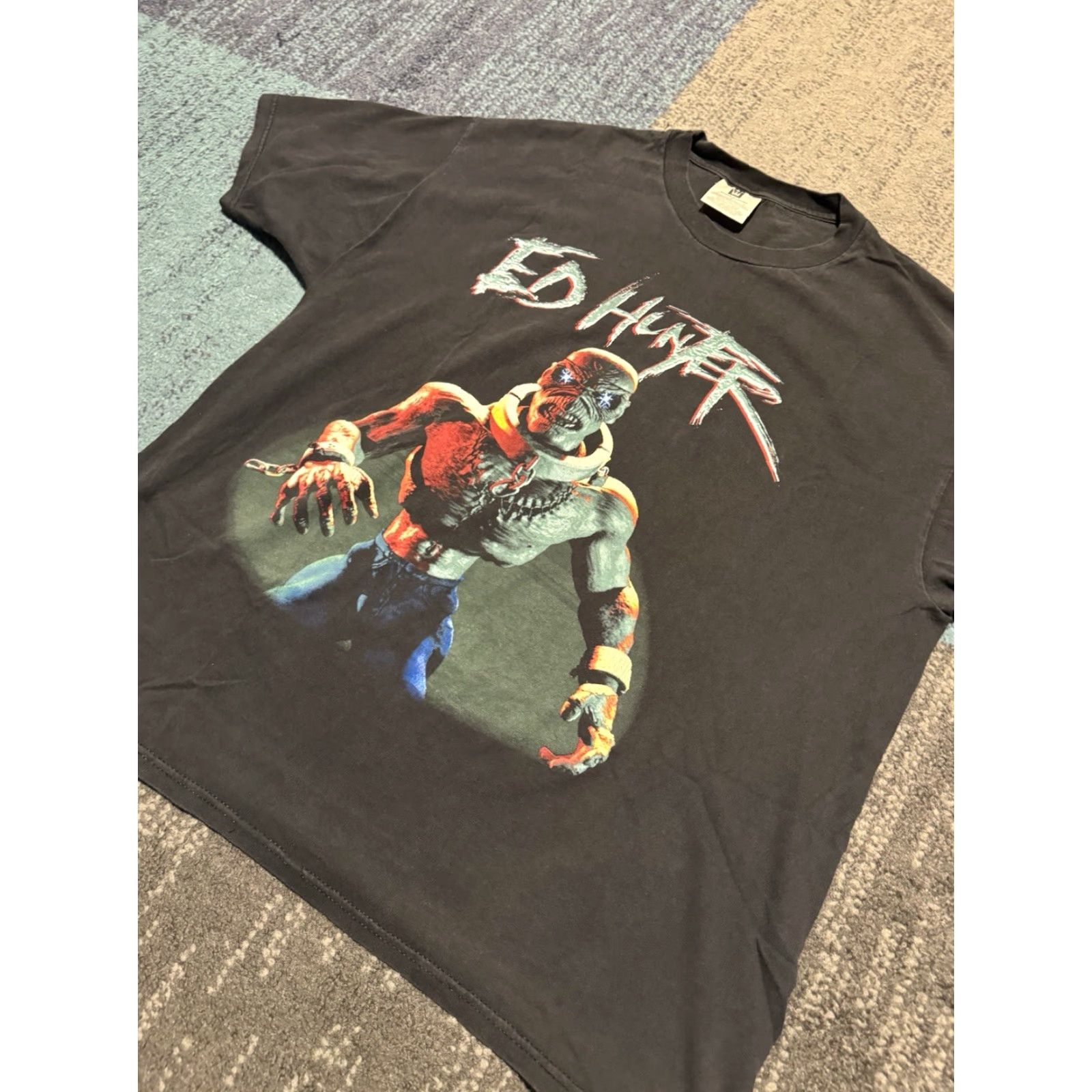 Hunter VINTAGE Winterland Iron Maiden Ed Hunter T-Shirt Welcome To Arm 1999 Size XL Gray Mens Band Shirt Size US XL / EU 56 / 4 - 4 Thumbnail