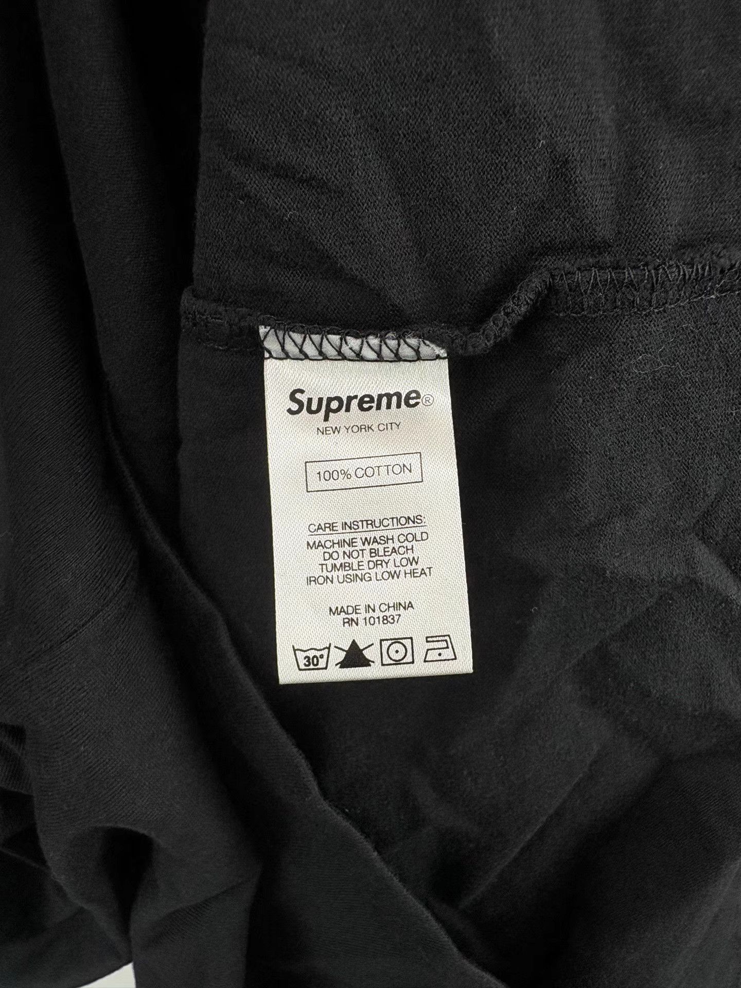 Supreme SUPREME Flag Embroidered Long Sleeve Sweatshirt Size US XL / EU 56 / 4 - 4 Thumbnail