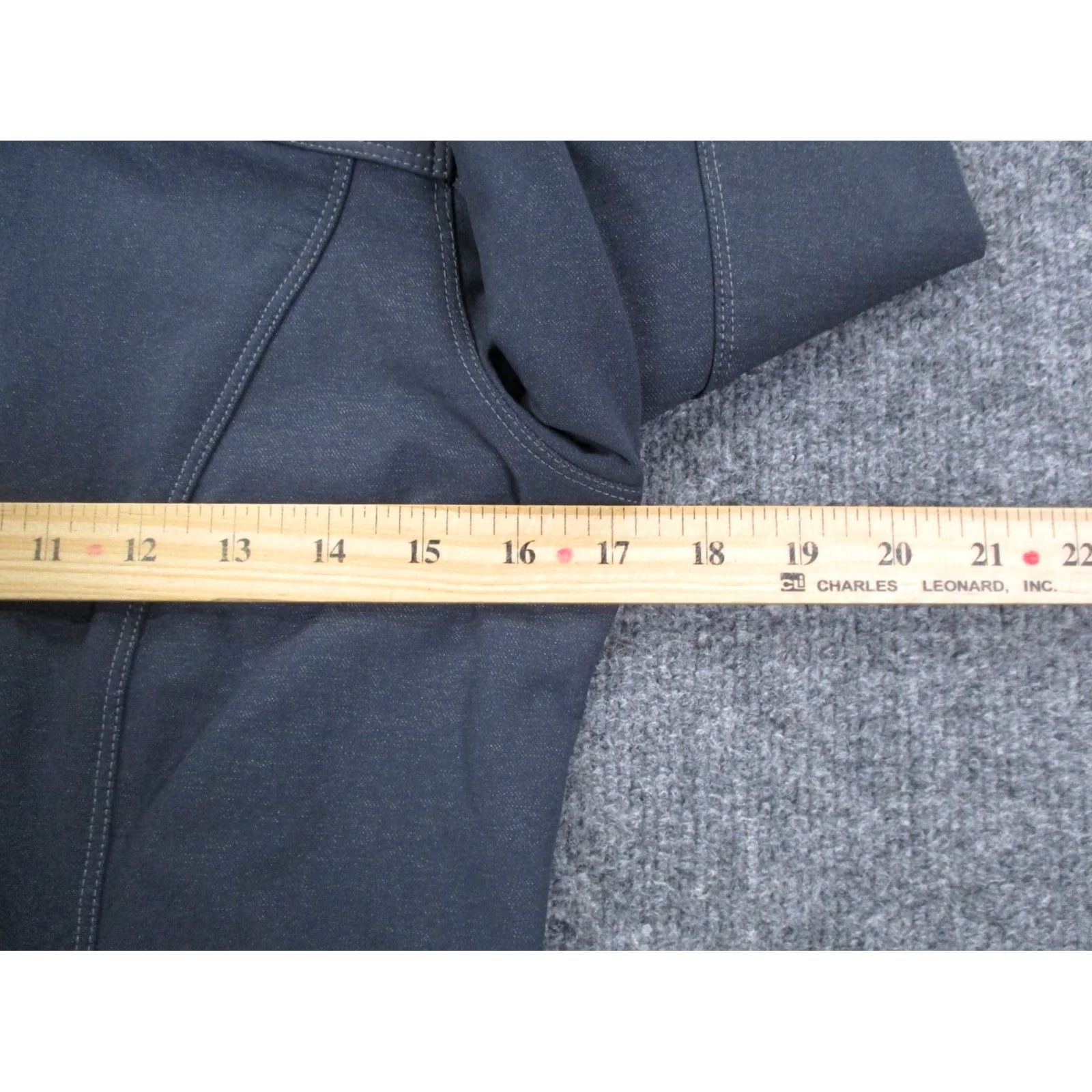 Vintage Kuhl Jacket Women S Gray Nylon Camping Hiking Jumper Hoodie Outdoors Parka Shirt Ladies S Gray Logo Pockets Hooded Zip Full Zip Thermal Size S / US 4 / IT 40 - 5 Thumbnail