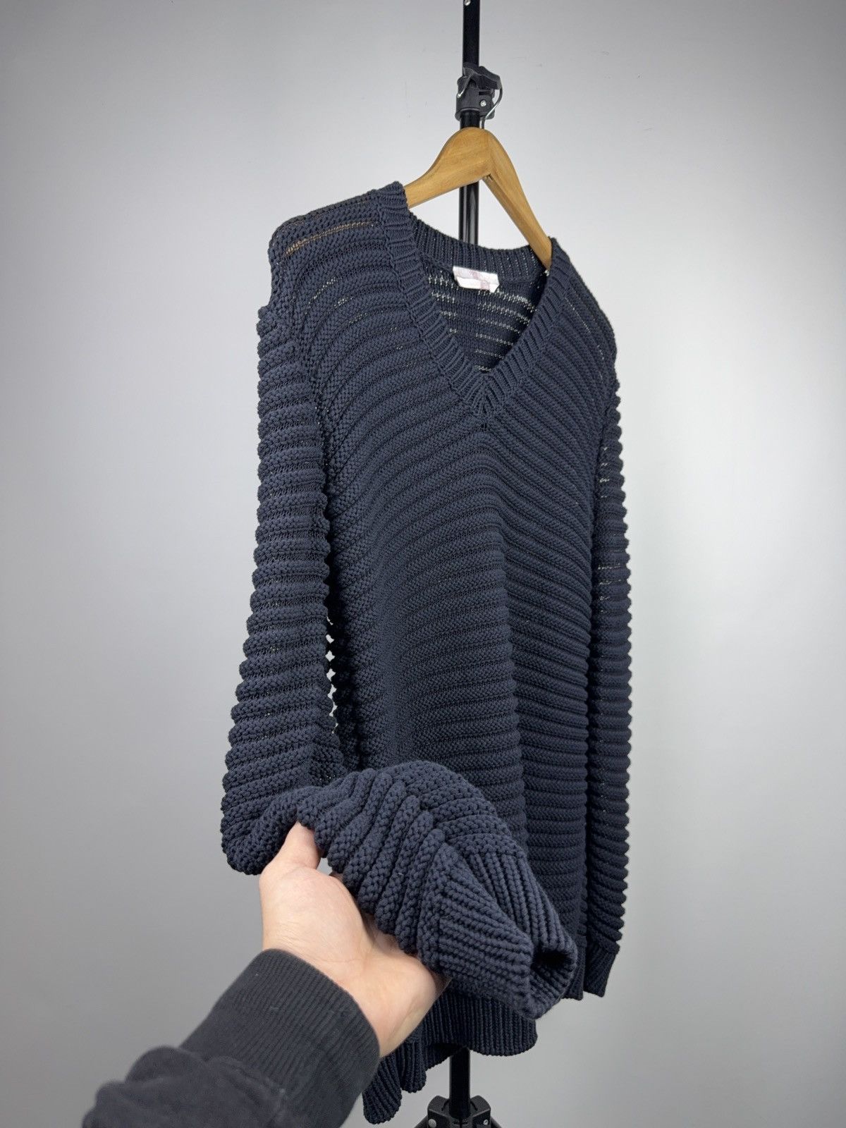 Hugo Boss Luxury Hugo Boss Italy Textured Open Knit Sweater Navy Size US S / EU 44-46 / 1 - 5 Thumbnail