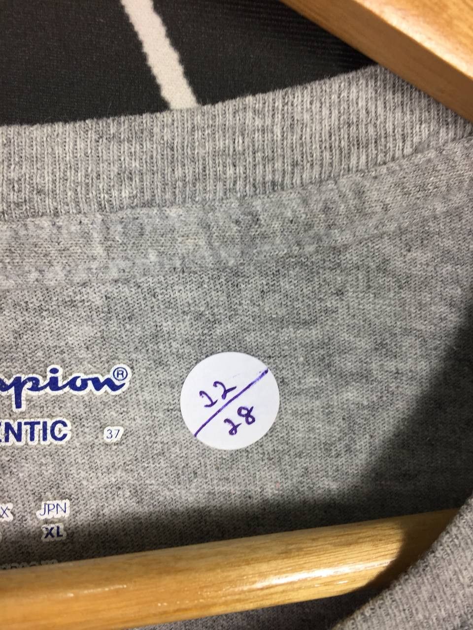 Champion × Vintage Champion Authentic Stony Brook University Seawolves Tee Size US L / EU 52-54 / 3 - 8 Thumbnail
