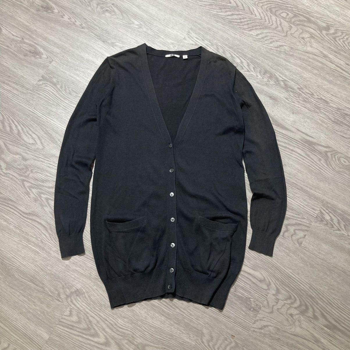 Japanese Brand 2000s Uniqlo V Neck Long Cardigan Beauty Beast Lgb Style Size US M / EU 48-50 / 2 - 1 Thumbnail