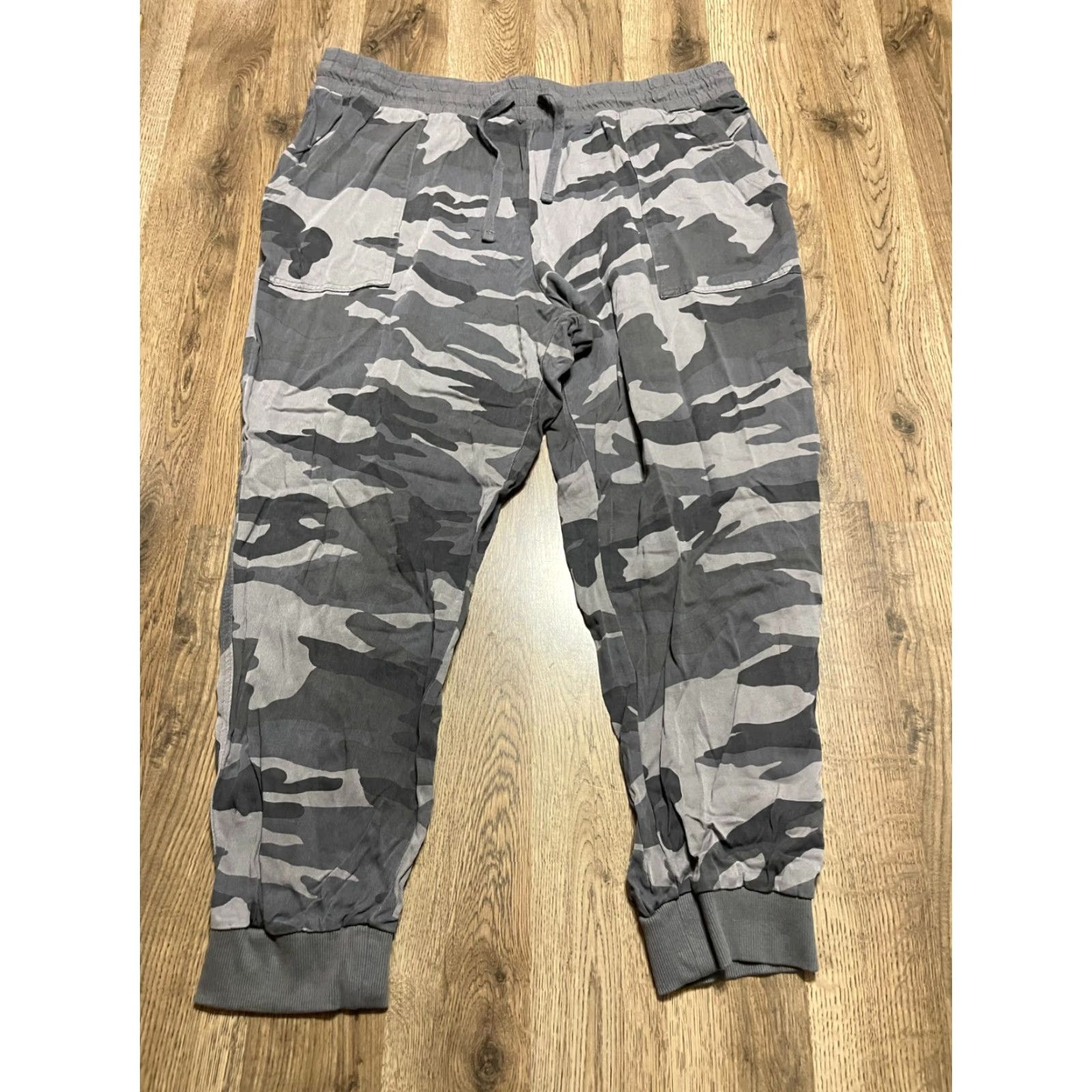 Splendid VINTAGE? None. (But required) Size 40" / US 18 - 2 Thumbnail