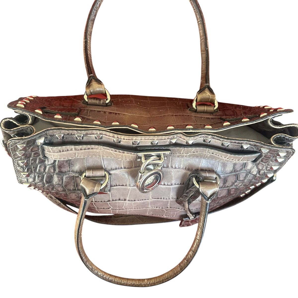 Michael Kors Michael Kors Hamilton gray ombré crocodile stud handbag Size ONE SIZE - 7 Thumbnail