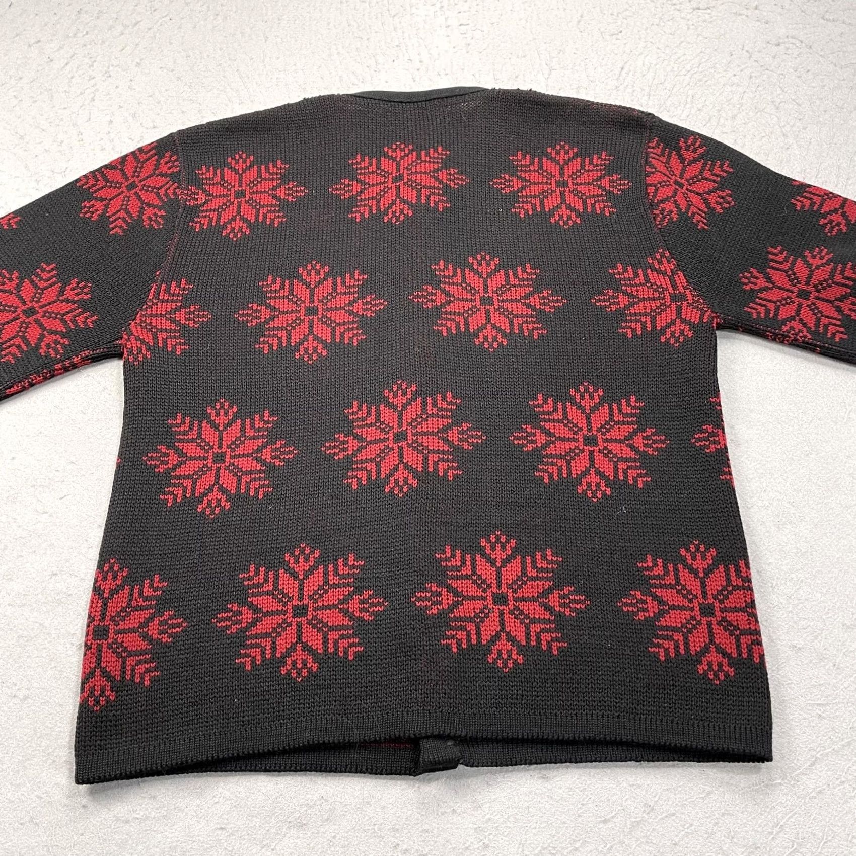 Pendleton VINTAGE Pendleton Sweater Cardigan Womens Large 100% Wool Fair Isle Snowflake Button Black Red Crew Neck Winter Holiday Ski Womens Size L / US 10 / IT 46 - 7 Thumbnail