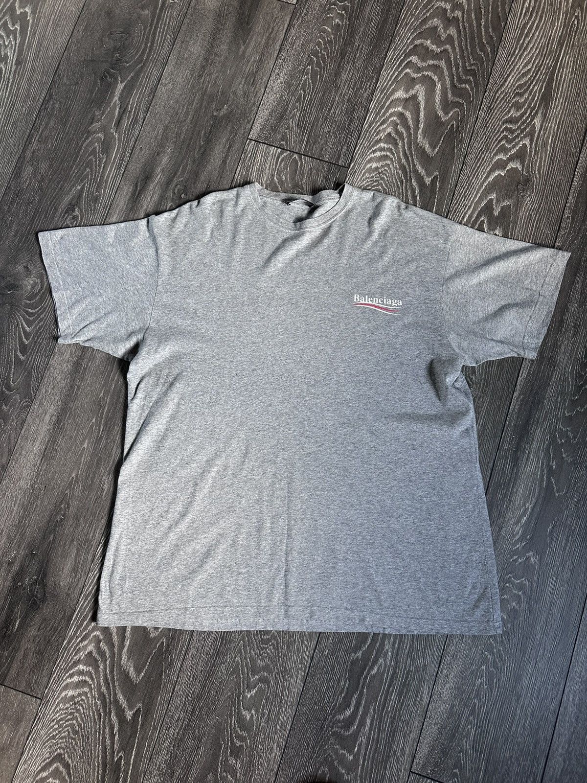Balenciaga balenciaga political campaign bernie logo oversized tshirt Size US M / EU 48-50 / 2 - 2 Thumbnail