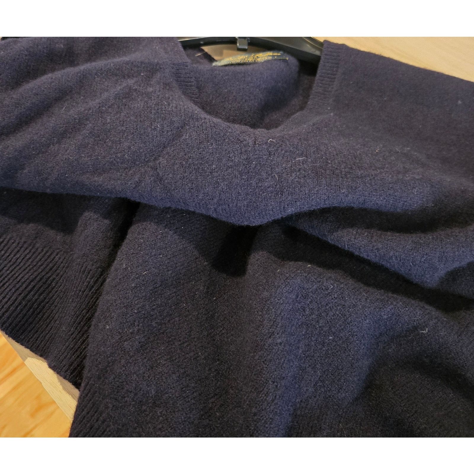 Brooks Brothers Brooks Brothers 100% lambswool Navy Blue sweater vest sz L Size US L / EU 52-54 / 3 - 4 Thumbnail