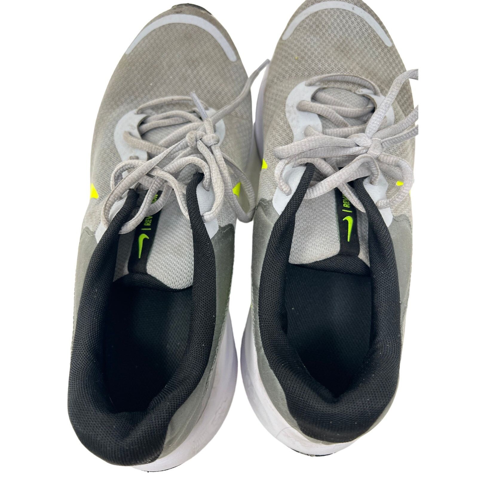 Nike Nike Revolution 7 Wolf Grey Volt Shoes Mens 10.5 Size US 10.5 / EU 43-44 - 6 Thumbnail