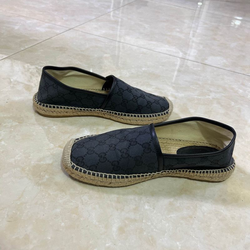 Gucci Gucci Blue Suede Slip-On Fisherman Shoes Size US 8.5 / EU 41-42 - 2 Thumbnail