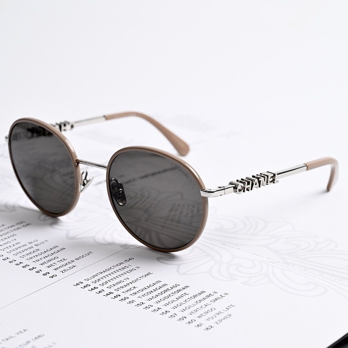 Chanel CHANEL 0CH4282 SUNGLASESS Size ONE SIZE - 2 Thumbnail