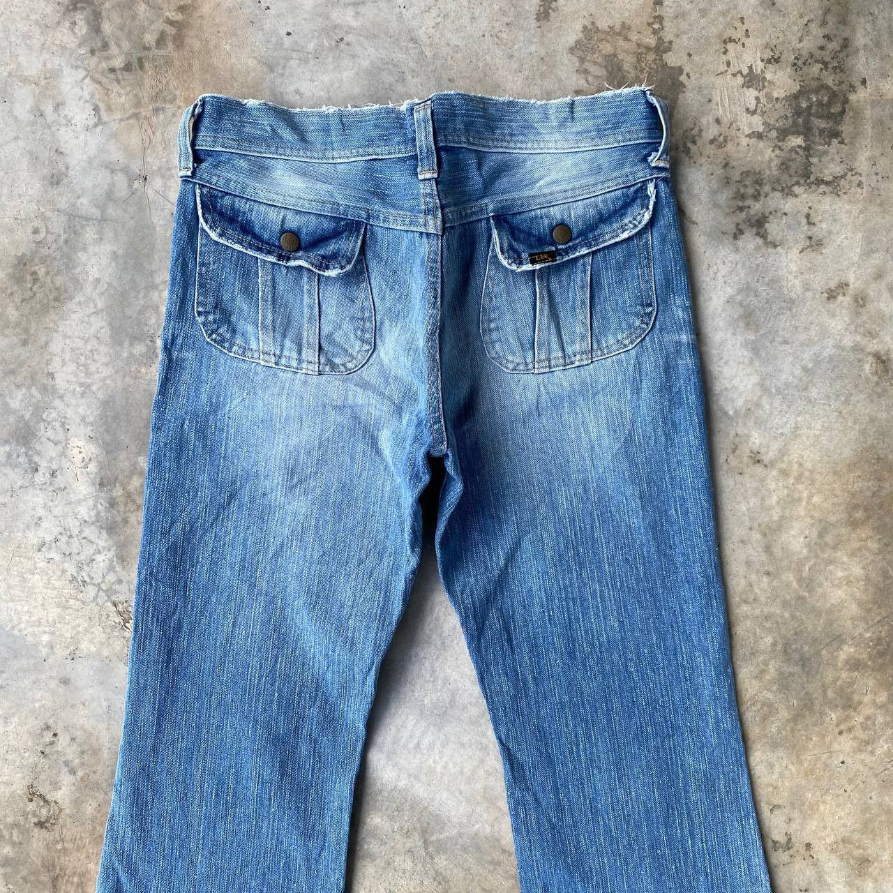 Lee RARE Vintage Lee Riders Button Slit Flare Jean-70s/80s Style Size US 29 - 13 Thumbnail
