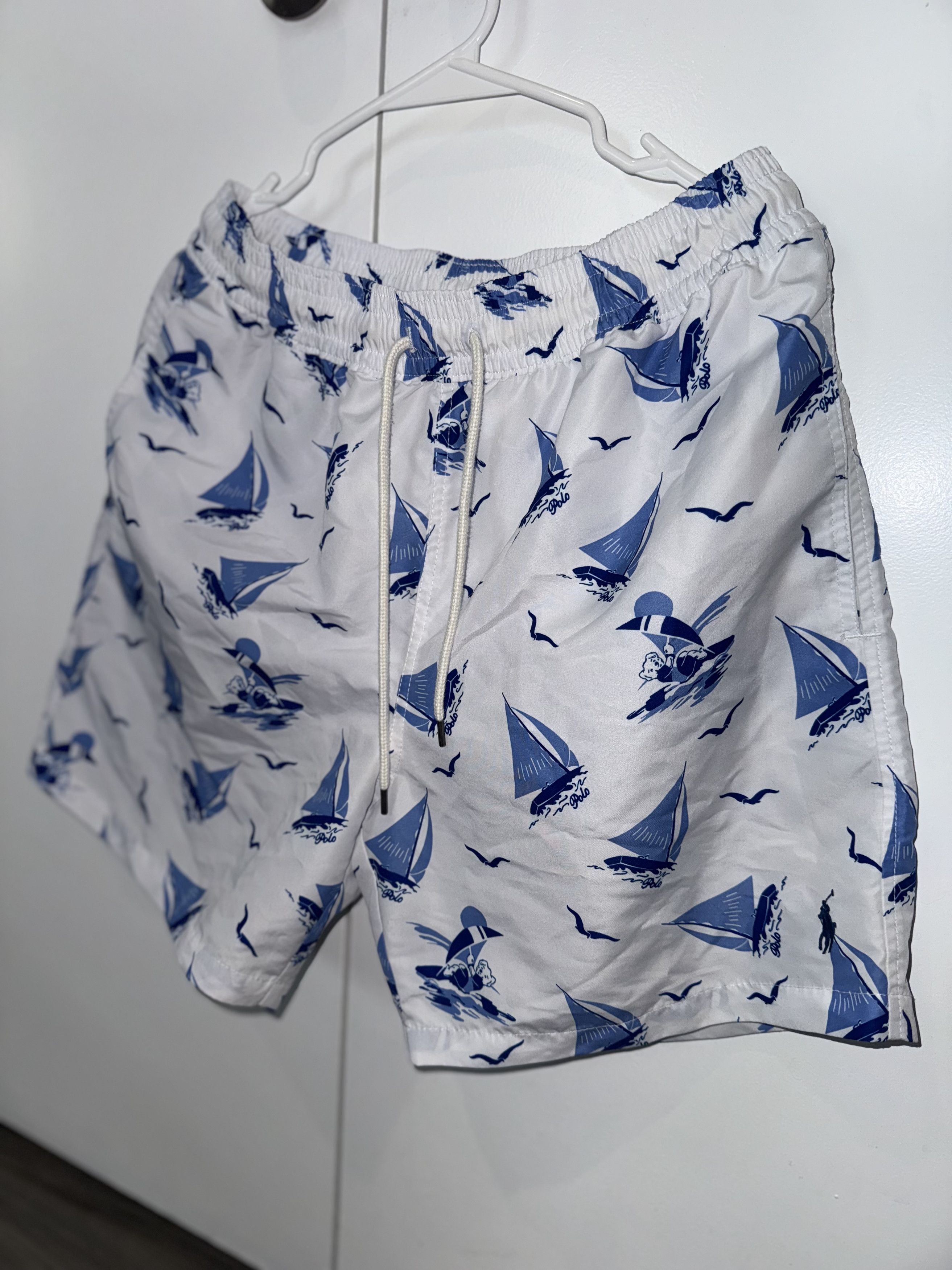 Polo Ralph Lauren Polo Ralph Lauren White Blue Sailboat Swim Trunks Size US 30 / EU 46 - 2 Thumbnail