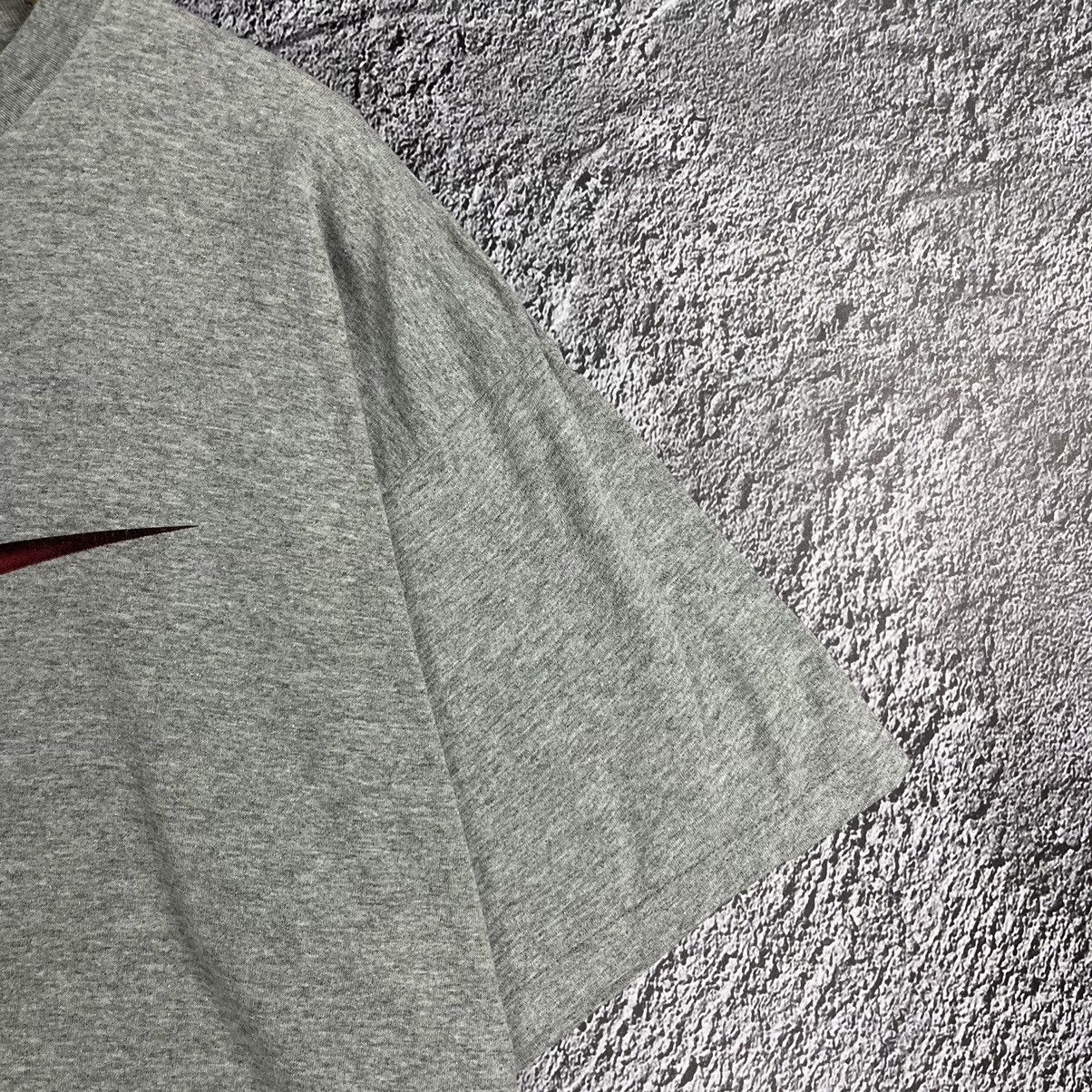 Nike × Vintage Nike Vintage 00s 🥵 Big Red centre swoosh logo t shirt tee Size US XL / EU 56 / 4 - 8 Thumbnail