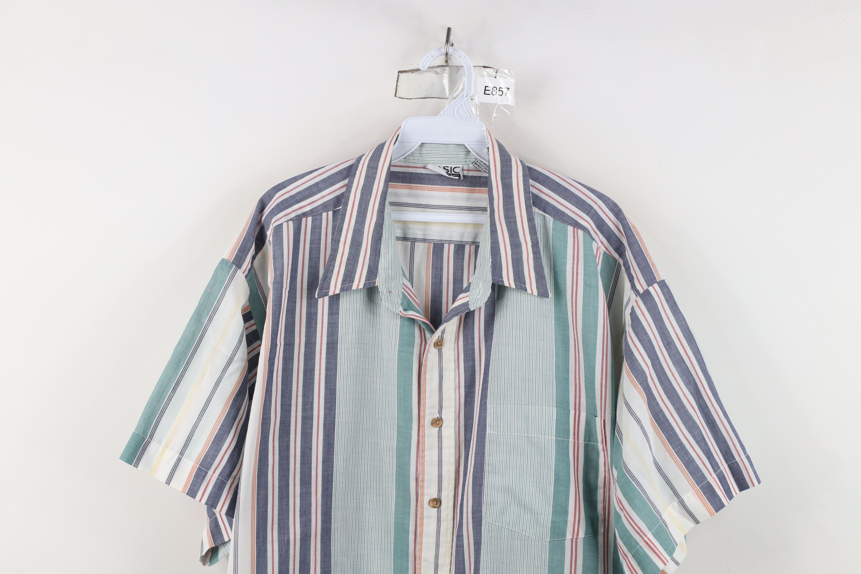 Vintage Vintage 90s Streetwear Short Sleeve Button Down Shirt Size US XXL / EU 58 / 5 - 2 Thumbnail