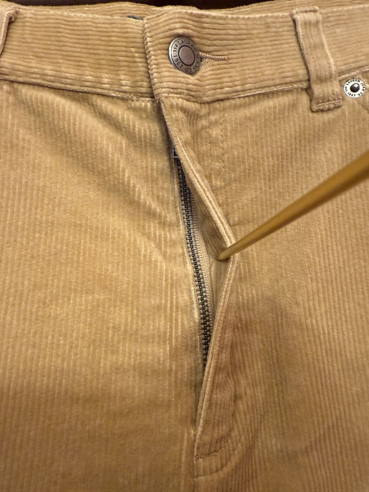 Lauren Ralph Lauren Lauren Jeans Co Ralph Lauren Camel Flare Leg Corduroy Pants Size 32" / US 10 / IT 46 - 6 Thumbnail