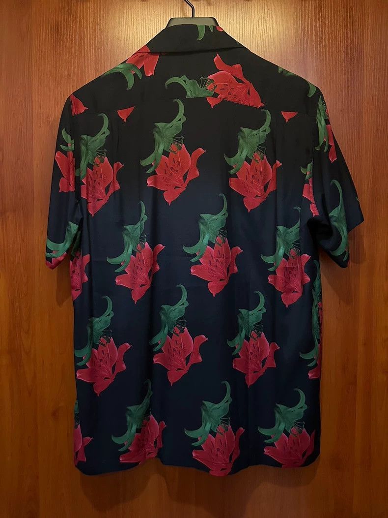 Japanese Brand Wacko Maria Red Floral Short Sleeve Shirt Size US M / EU 48-50 / 2 - 3 Thumbnail