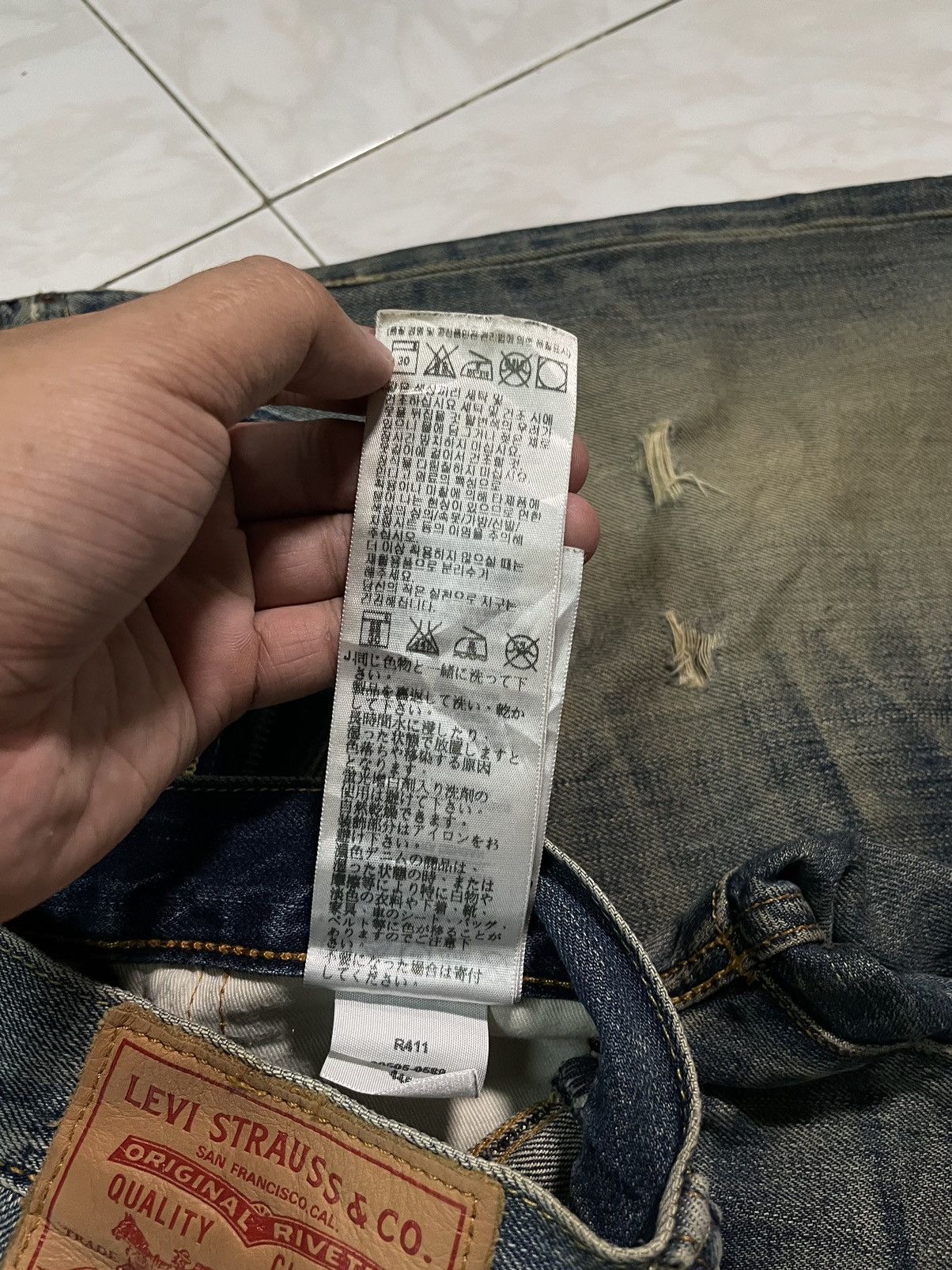 Levi's Vintage Levi’s 505 Jeans Distressed Straight Denim size 34 Size US 34 / EU 50 - 11 Thumbnail