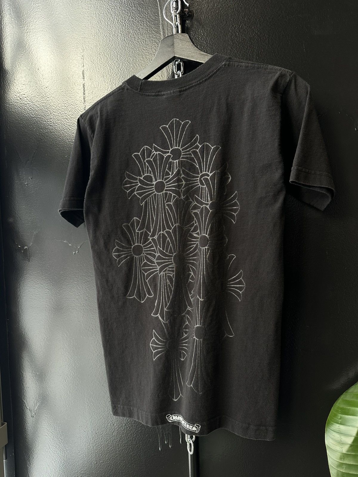 Chrome Hearts Chrome Hearts Tonal Cemetery Cross Pocket Tee Size US S / EU 44-46 / 1 - 1 Thumbnail