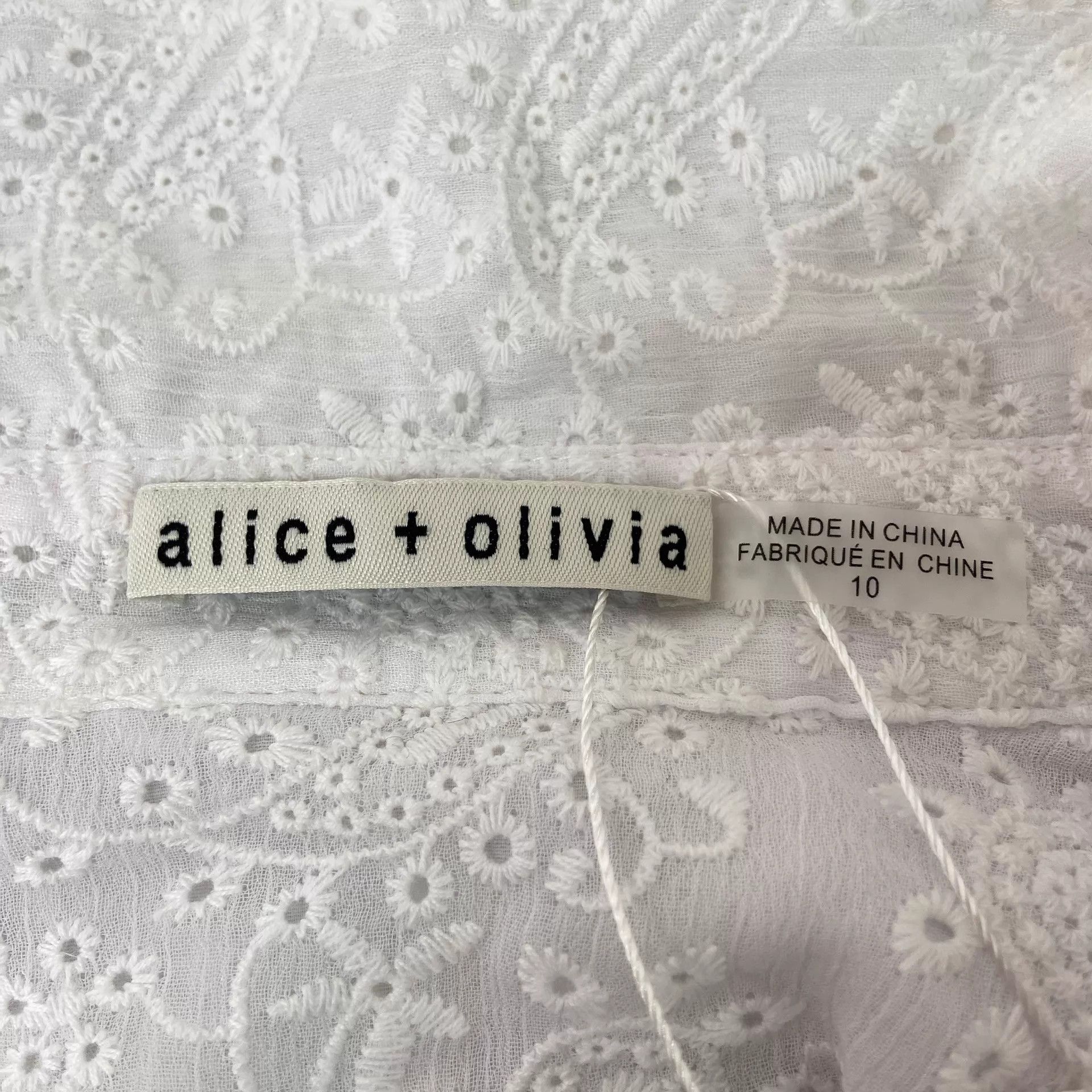 Alice + Olivia Alice+Olivia white cutout embroidery dress women's US 10 Size L / US 10 / IT 46 - 6 Thumbnail