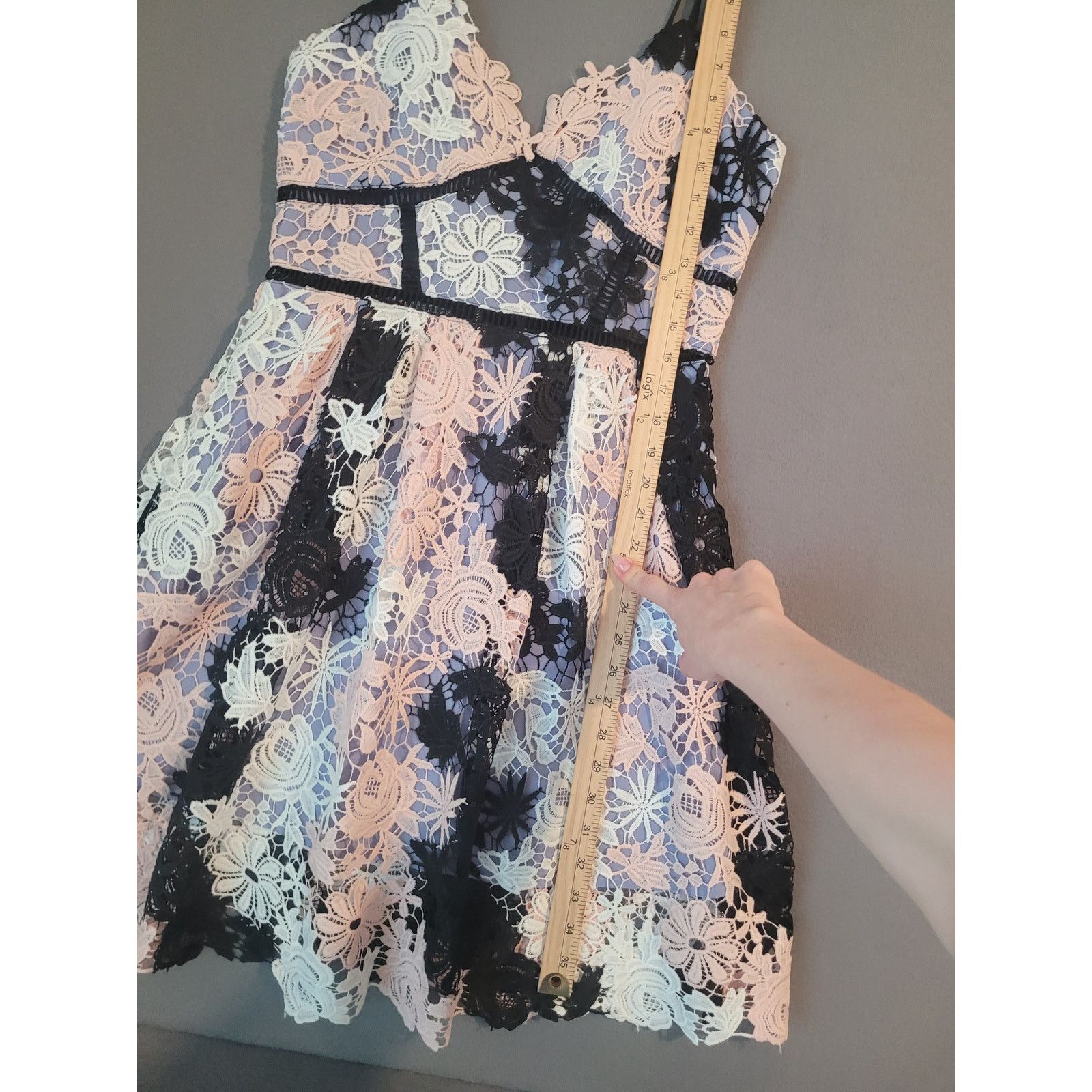 Romeo & Juliet Couture M Floral Lace Dress Romantic Elegant