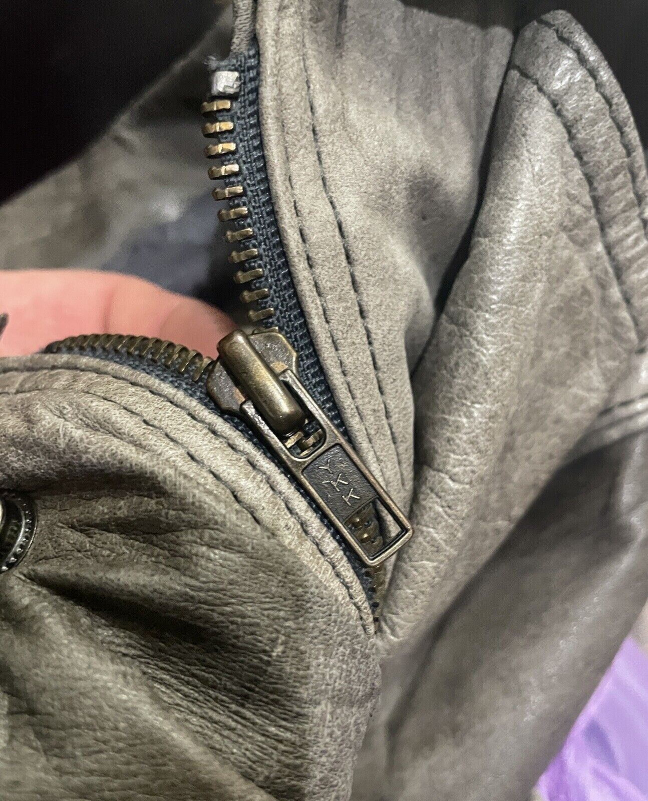 Valentino Vintage Valentino Uomo Distressed Leather Bomber Jacket Men Size US XL / EU 56 / 4 - 23 Thumbnail
