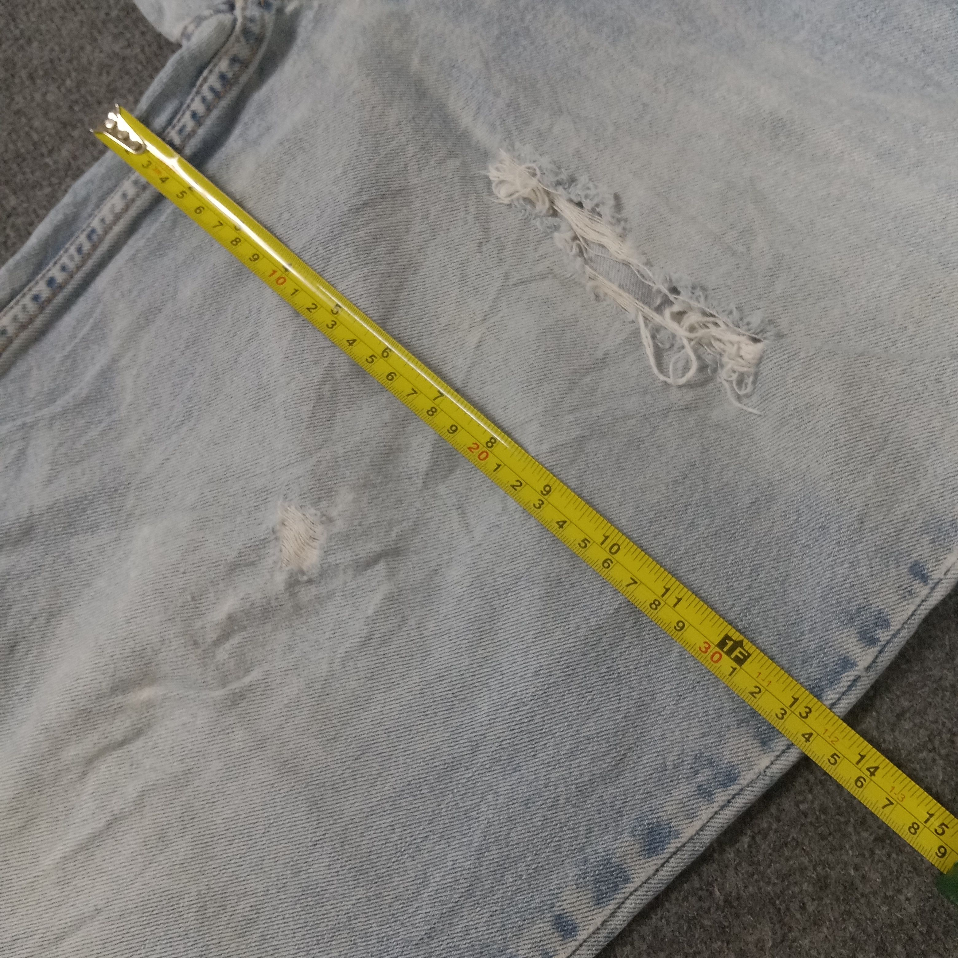 Levi's Levi's 560 Grunge Style Distressed Denim Jeans Size US 35 - 9 Thumbnail