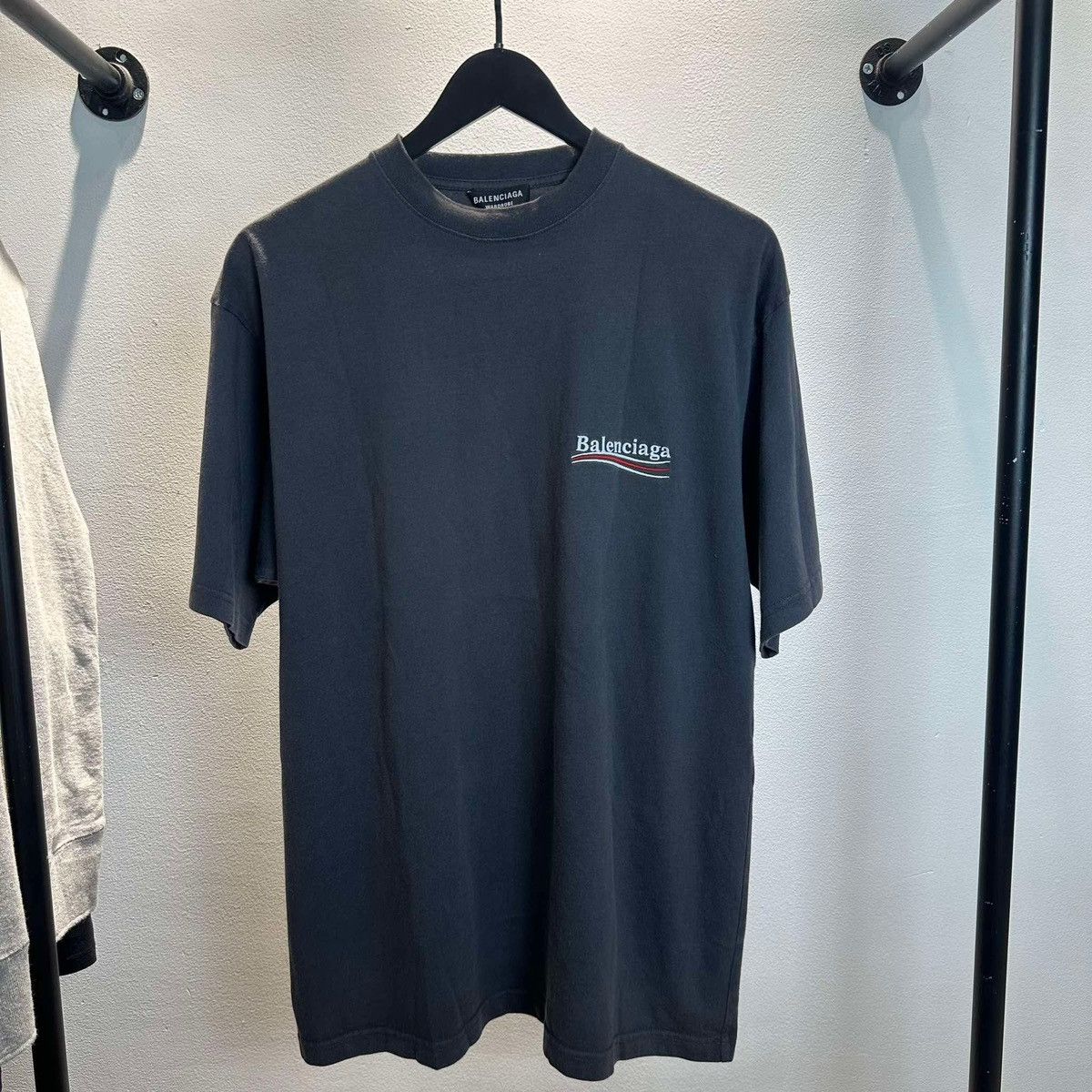 Balenciaga BALENCIAGA EMBROIDERED POLOTICAL CAMPAIGN LOGO T SHIRT Size US XS / EU 42 / 0 - 1 Thumbnail