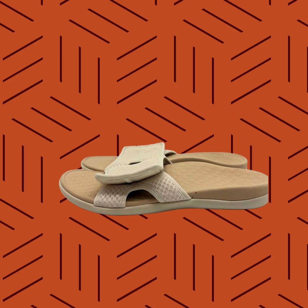 Vionic Vionic Sandals Size 12 Tan Slip On Size US 12 / IT 42 - 1 Thumbnail