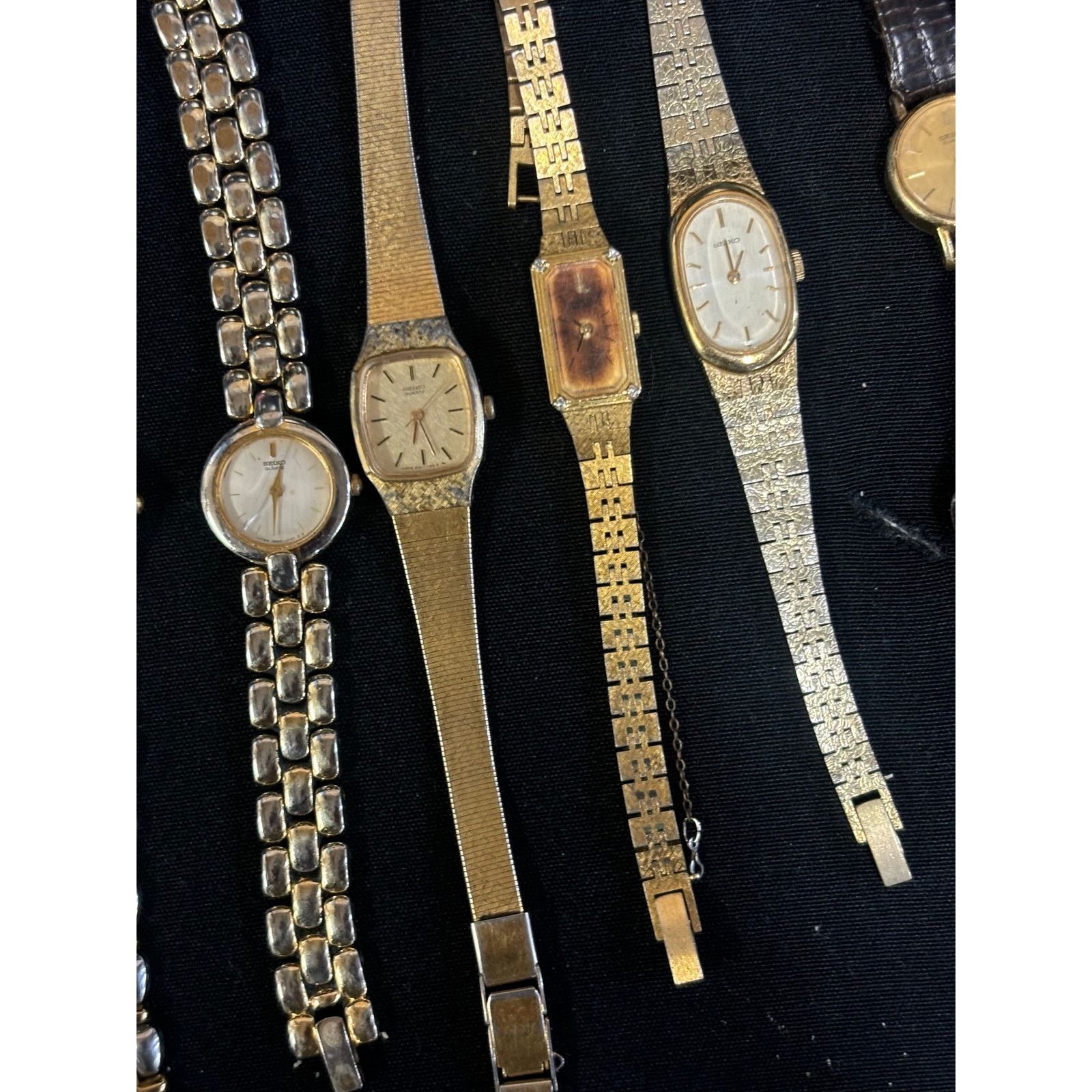 Seiko 23 Women’s Watches! Seiko, Citizens,Pulsar ect. Parts/Repair Size ONE SIZE - 11 Thumbnail