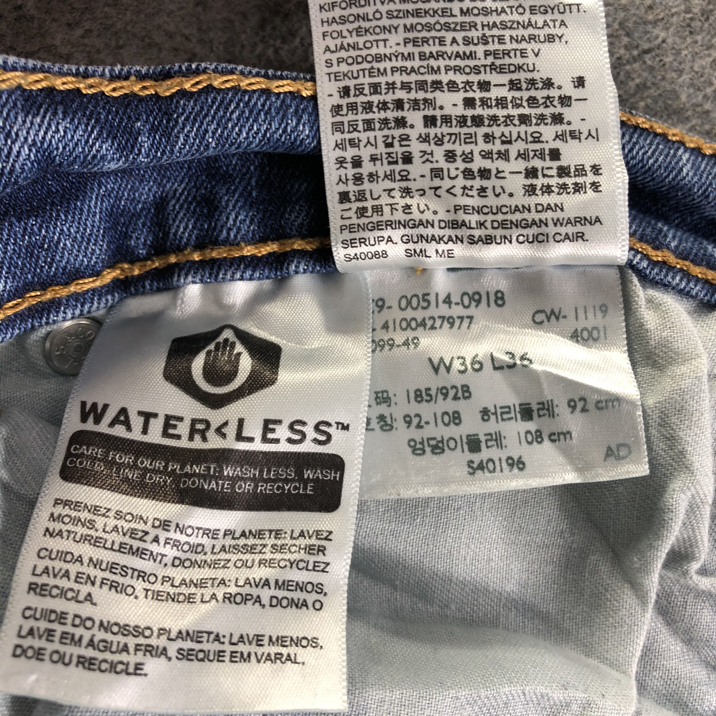 Levi's Vintage Blue Wash Levis 514 Jeans-J4517 Size US 35 - 12 Thumbnail