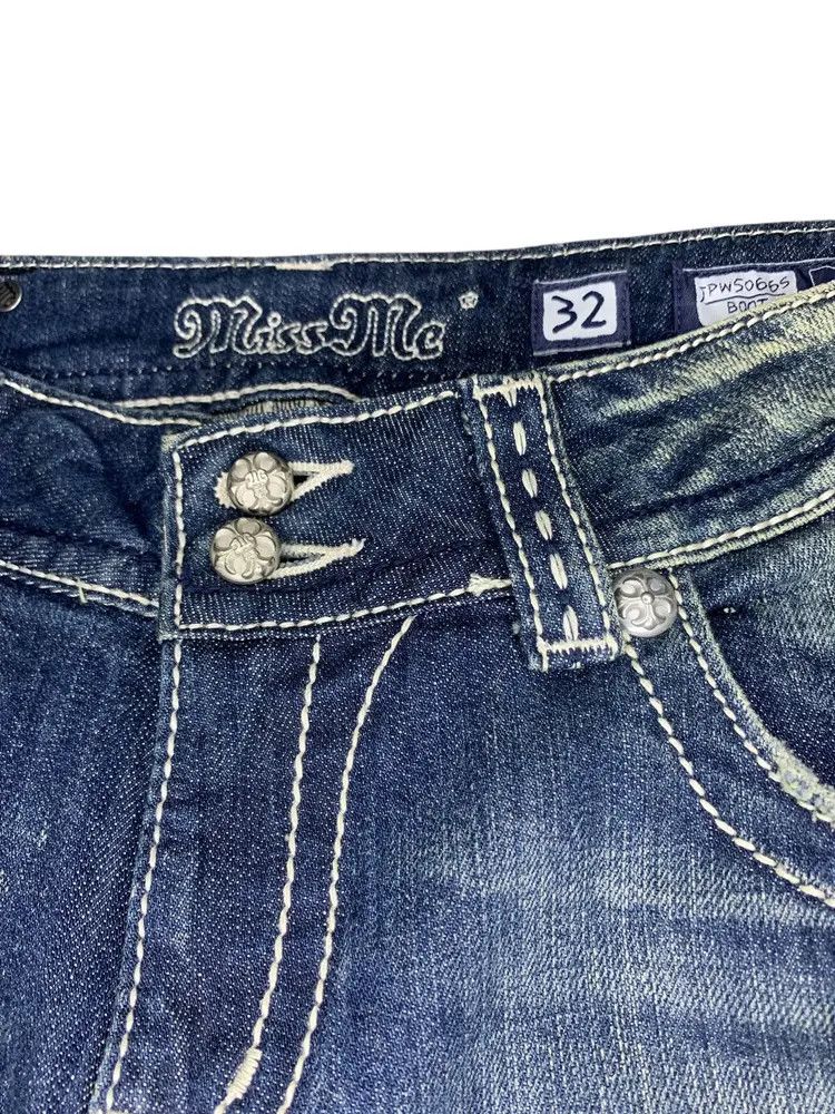 GOSTAR DE FUGA 2000s Missme contrast stitch cross button flare jeans Size US 32 / EU 48 - 8 Thumbnail