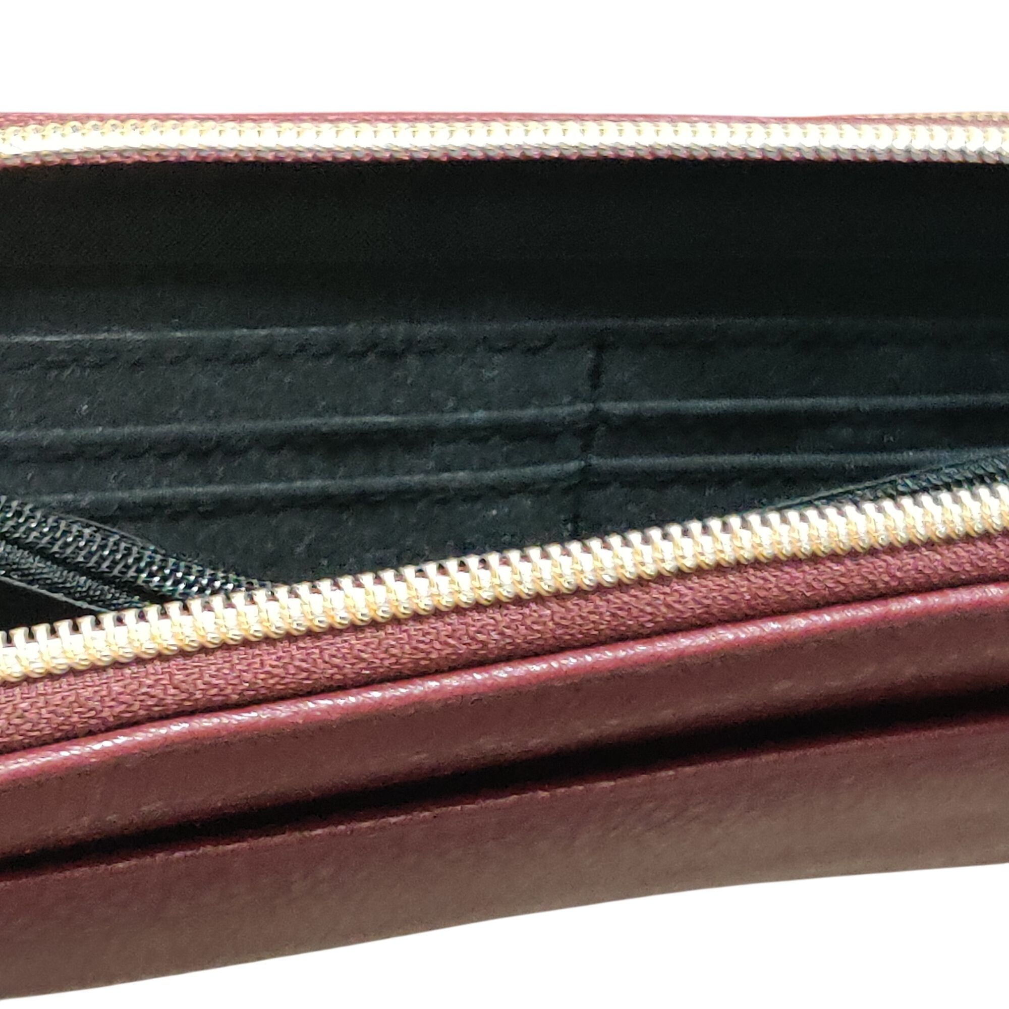 Other Burgundy Pebbled Faux Leather Zip Wallet Embroidered Wristle Size ONE SIZE - 6 Thumbnail