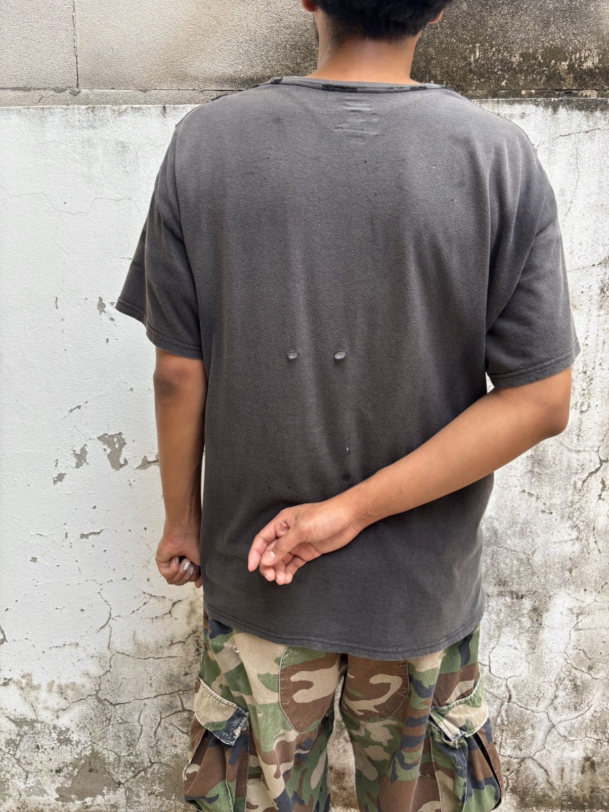 Vintage Thrashed Supreme X Hanes Distressed T-Shirt ERD Grunge Size US L / EU 52-54 / 3 - 6 Thumbnail