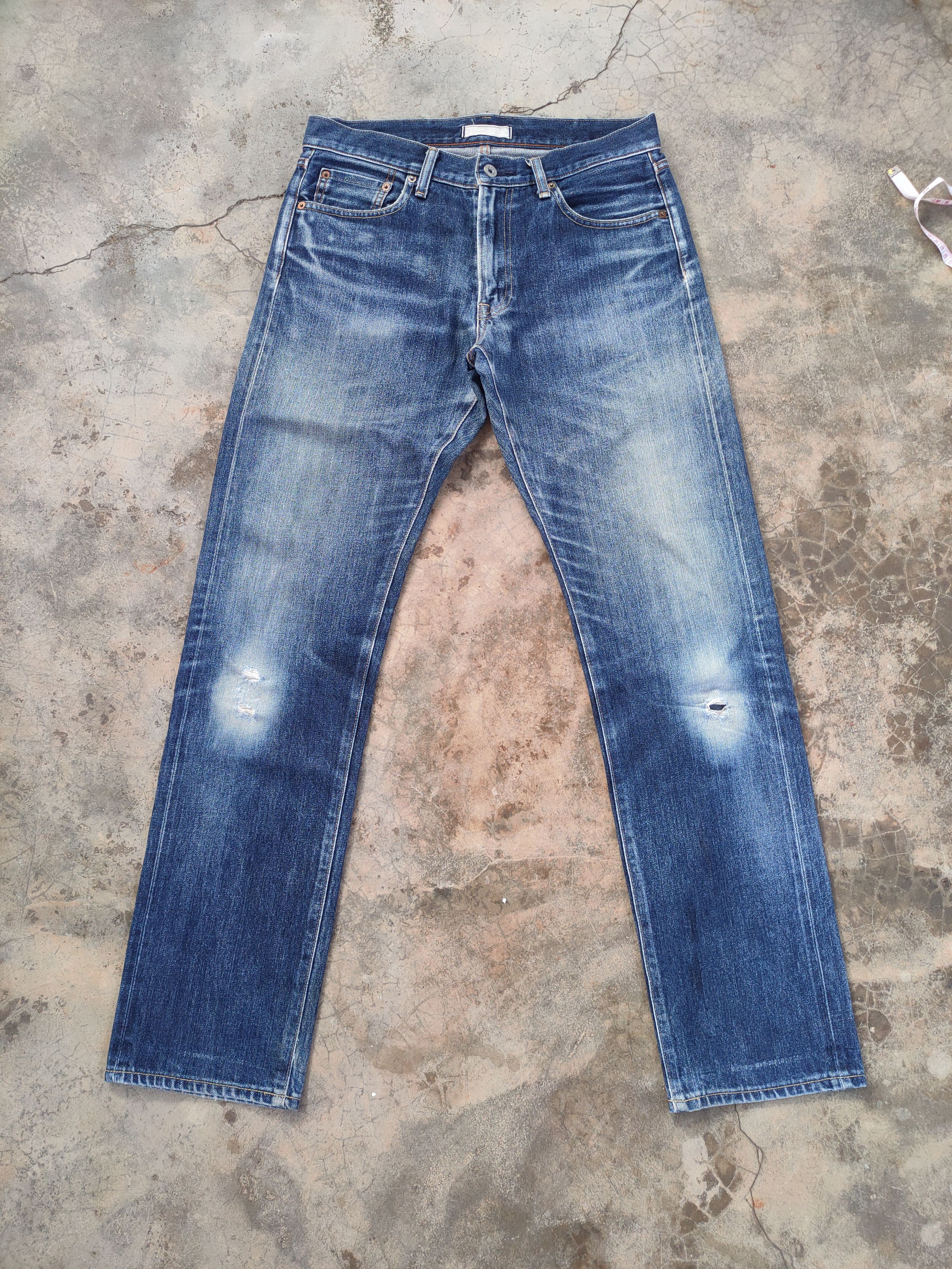 image of Distressed Denim x Jean W32 Vintage Japanese Distressed Faded Jeans Pants in Faded Blue, Men's