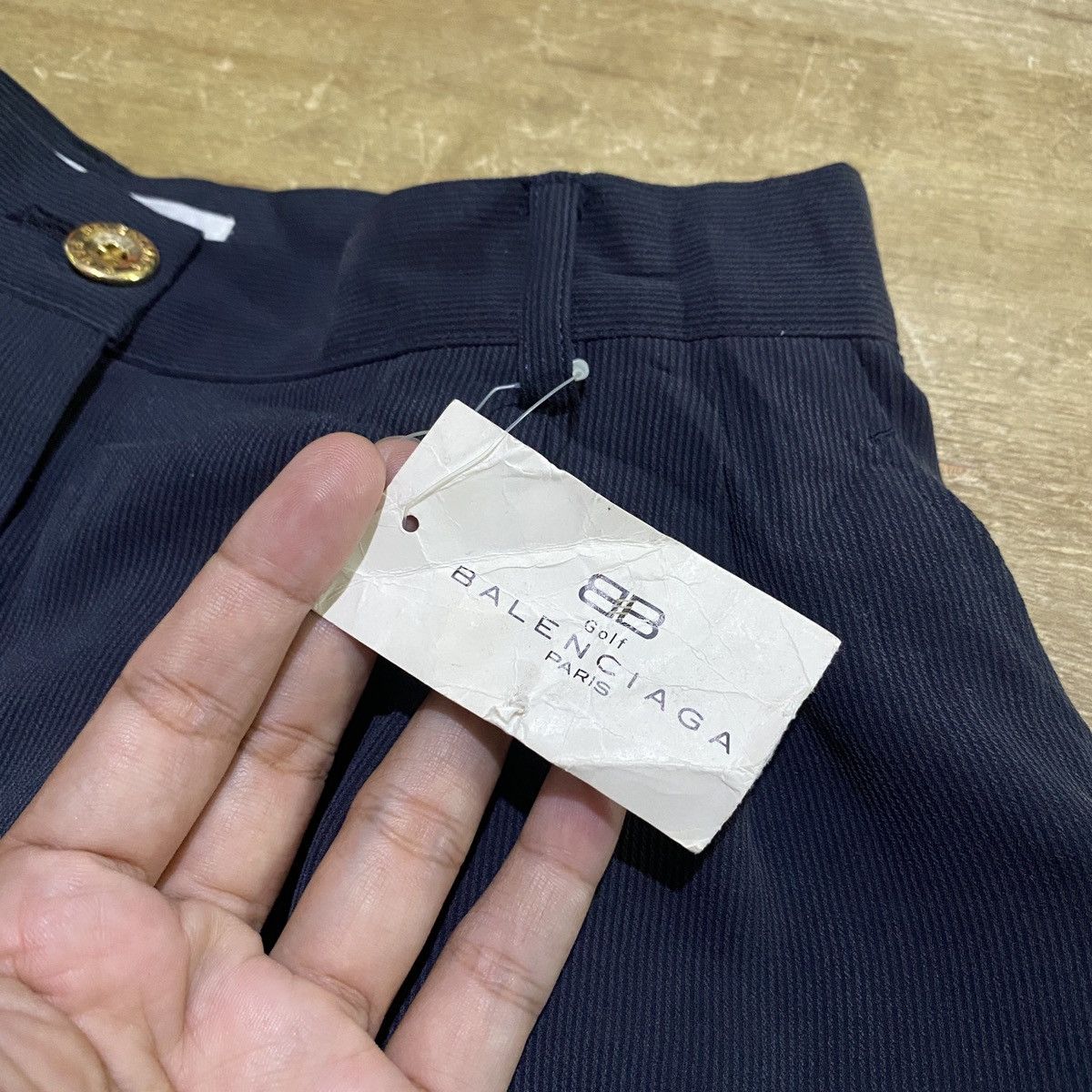 Balenciaga Vintage Balenciaga golf short pants stripe Size 28" / US 6 / IT 42 - 2 Thumbnail