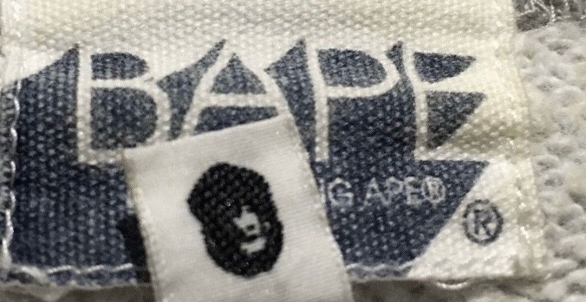 Bape × Kaws Bape Kaws crew neck pullover sweatshirt Size US L / EU 52-54 / 3 - 5 Thumbnail