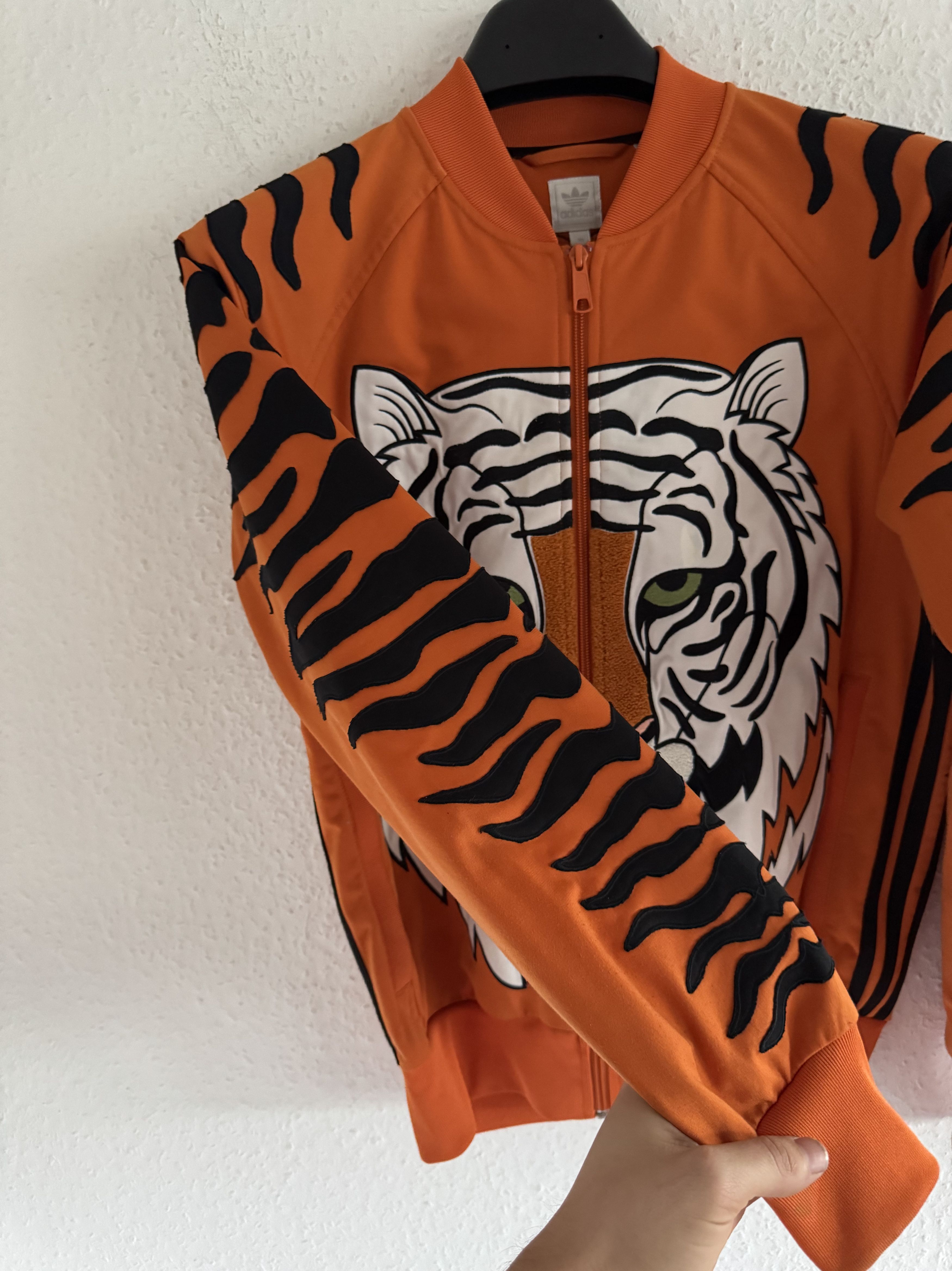 Adidas × Jeremy Scott King of Africa Track Jacket Sample Size US L / EU 52-54 / 3 - 4 Thumbnail