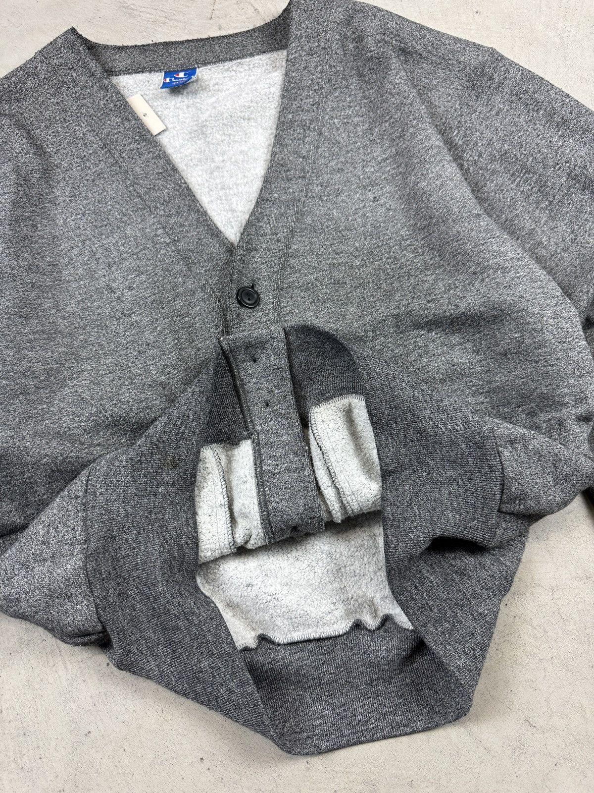 Champion × Vintage 1990’s Champion Grey Cardigan Size US L / EU 52-54 / 3 - 5 Thumbnail