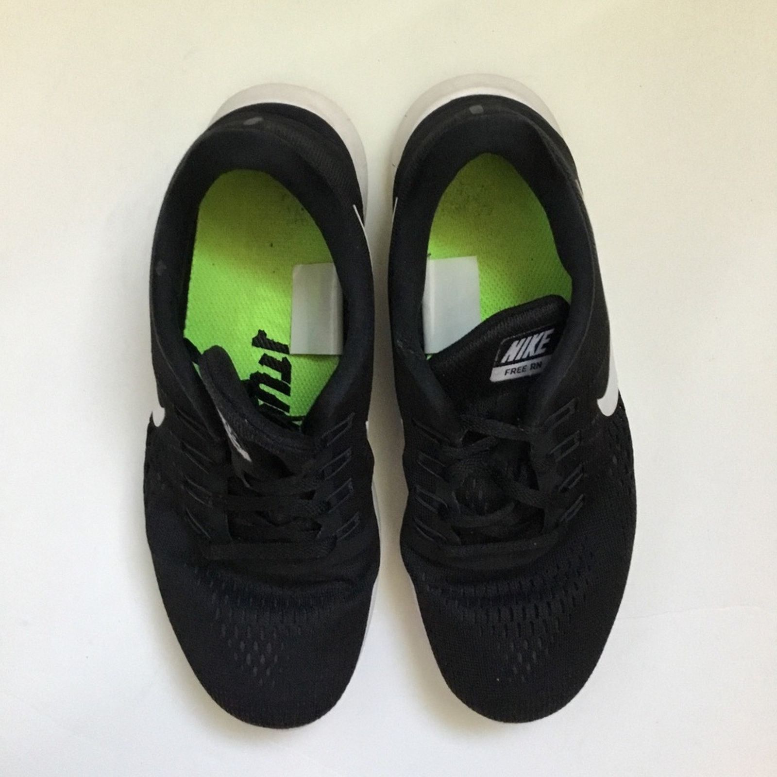 Nike Nike Black Sneakers Size US 7 / IT 37 - 2 Thumbnail