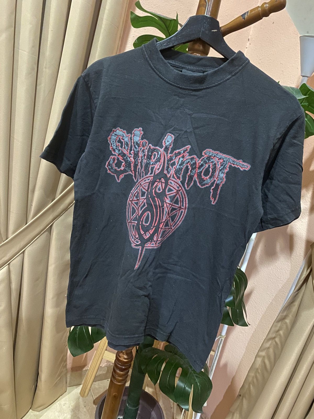 Slipknot Slipknot Tribal Logo Graphic Band Tee Black CH Gold Series Size US S / EU 44-46 / 1 - 2 Thumbnail
