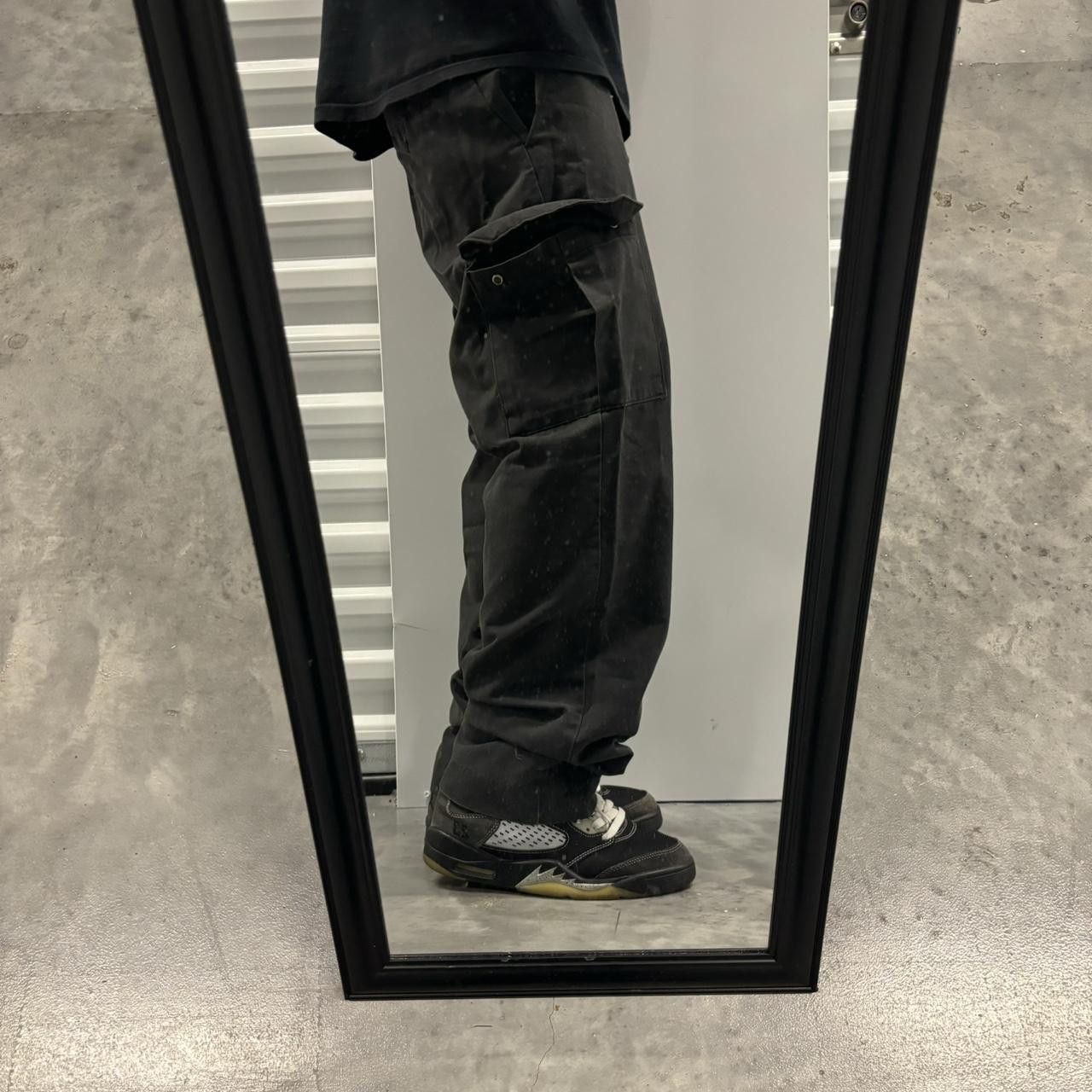 Japanese Brand × Vintage Crazy Vintage Y2K/2000s Grunge Faded Black Skater Workwear Cargo Pants! Size US 31 - 2 Thumbnail
