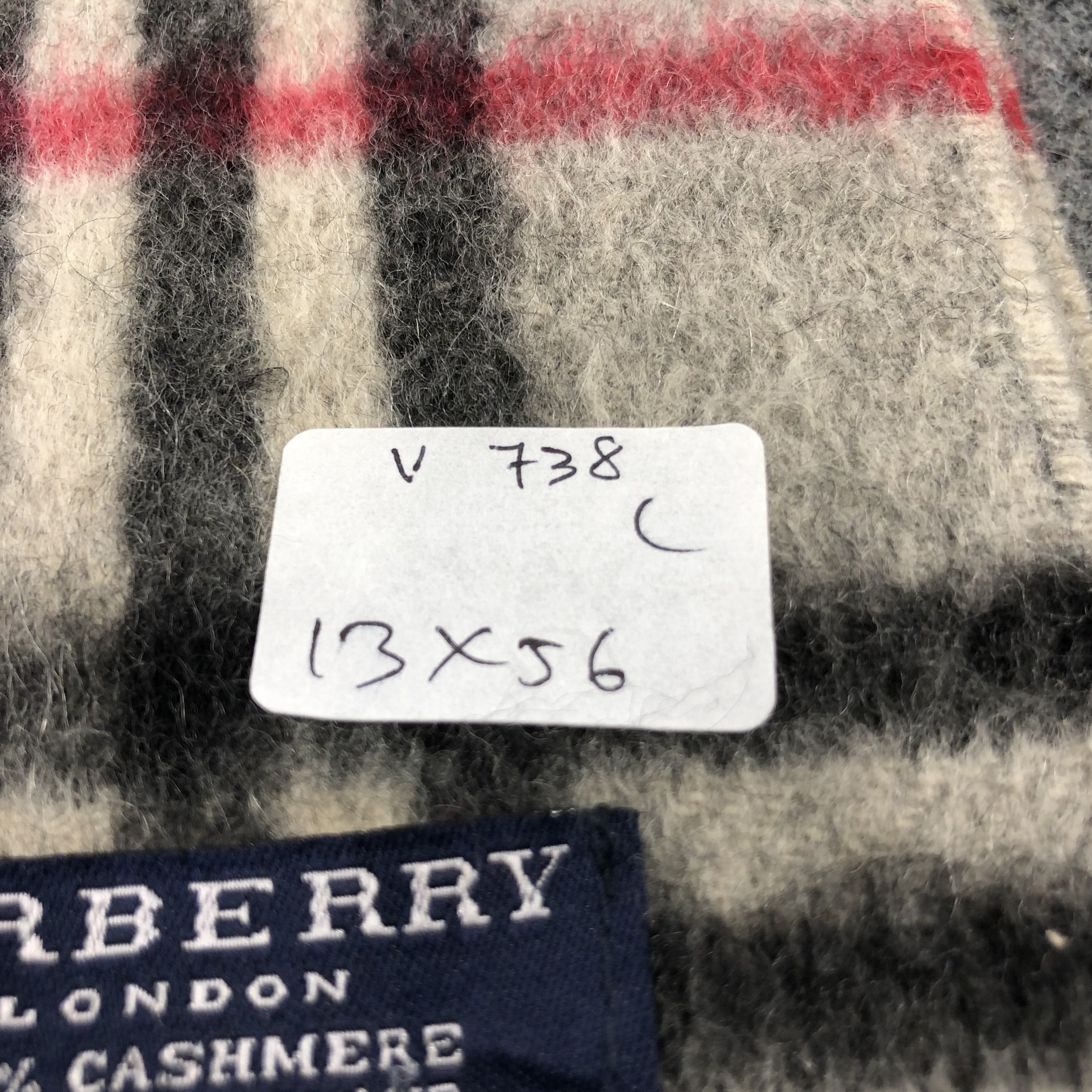 Burberry Burberry Nova Check Grey Cashmere Scarf Muffler V738 Size ONE SIZE - 9 Thumbnail
