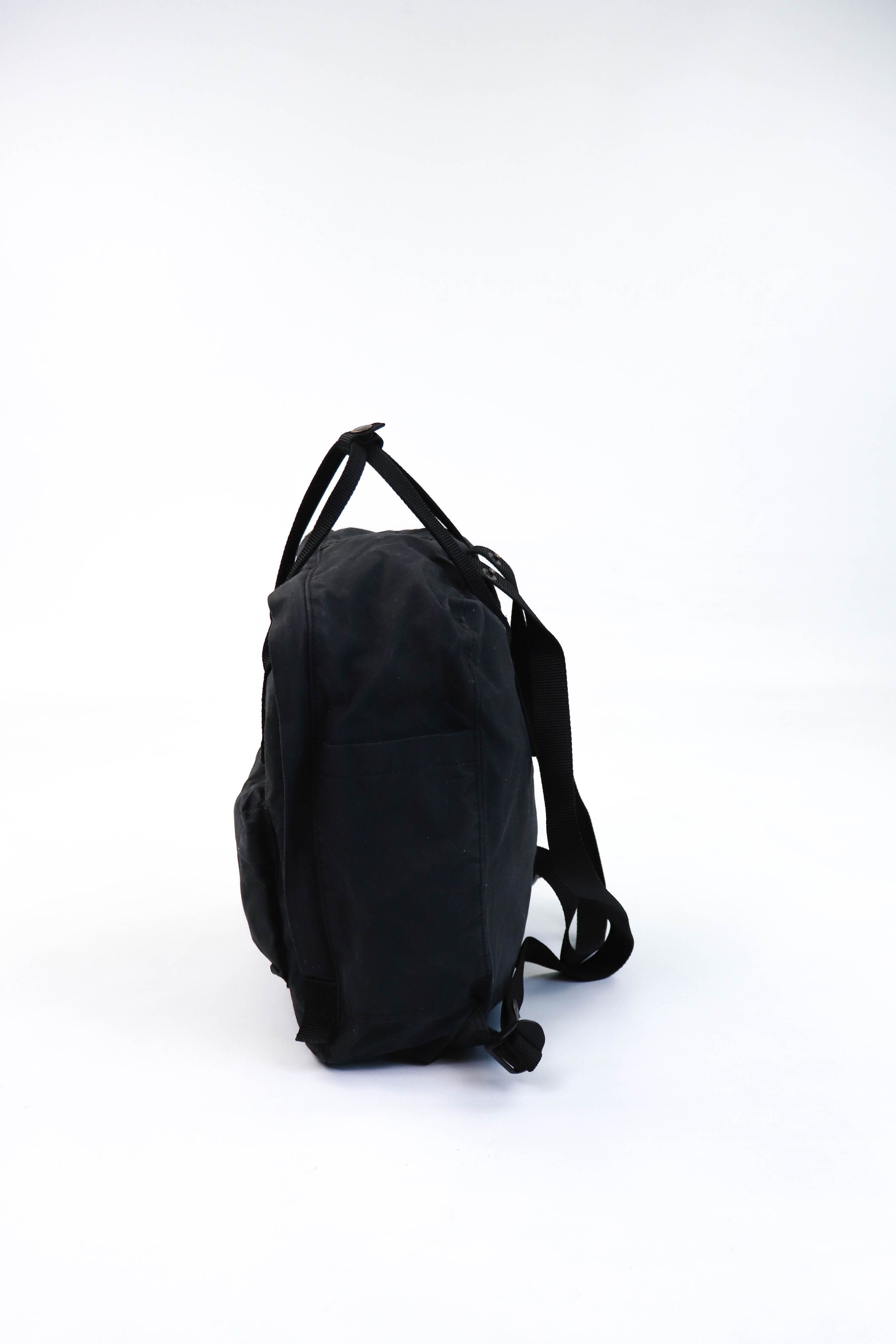 Fjallraven Fjallraven Kanken 16L Black Waxed Backpack Size ONE SIZE - 3 Thumbnail