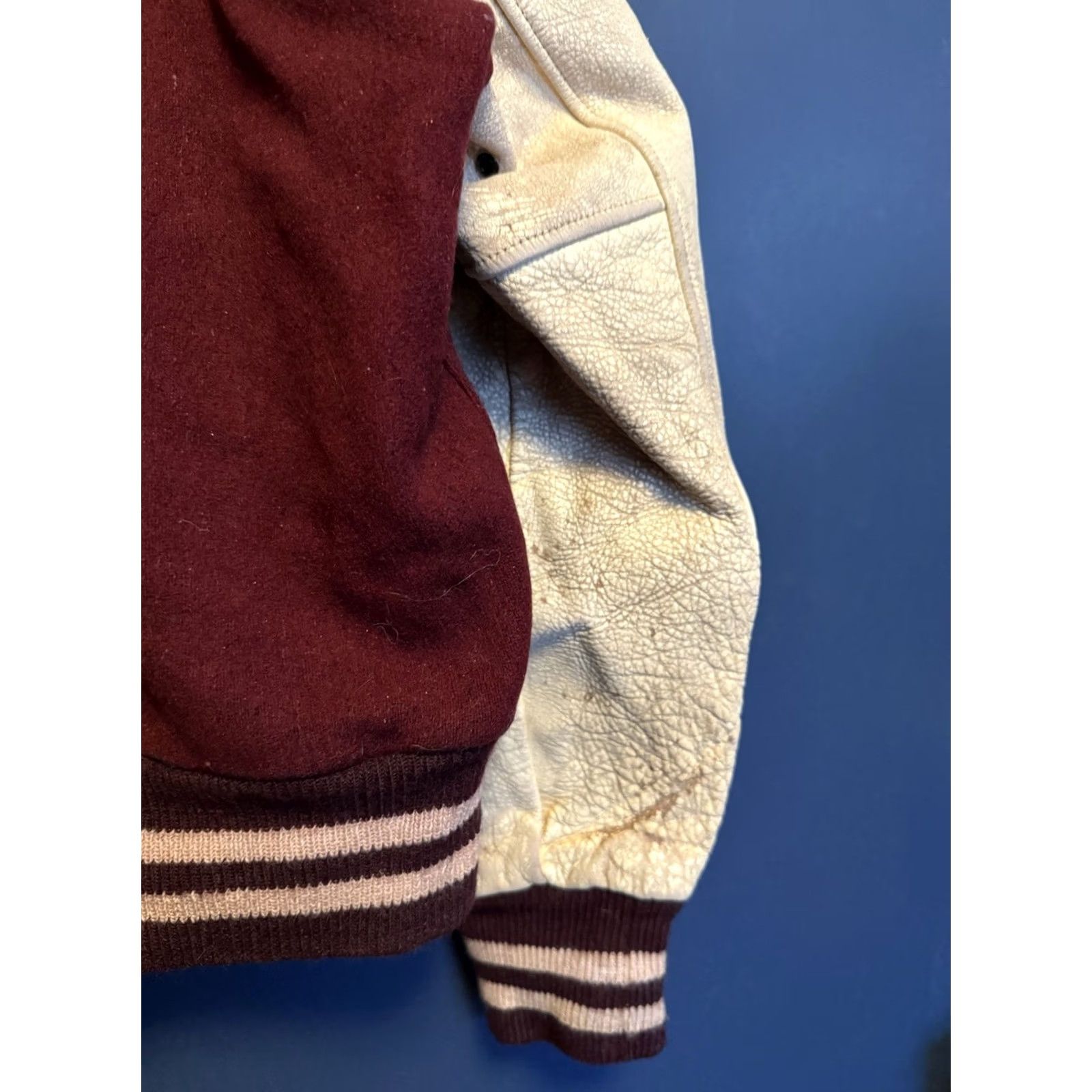 Vintage VINTAGE Finch Sportswear Anoka Tornados Wool Leather Varsity Jacket Medium Mens Maroon Wool Leather 60’s 40 measurements 23in 19in Size US M / EU 48-50 / 2 - 3 Thumbnail