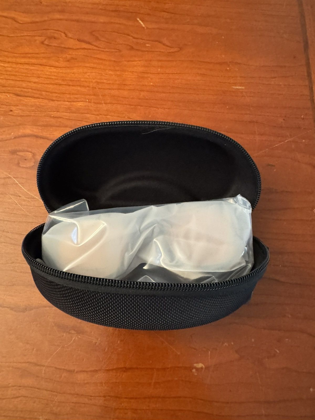 STAFF WORKFORCE DEAD EYE SHADES (BRAND NEW, UNOPENED) Size ONE SIZE - 2 Thumbnail