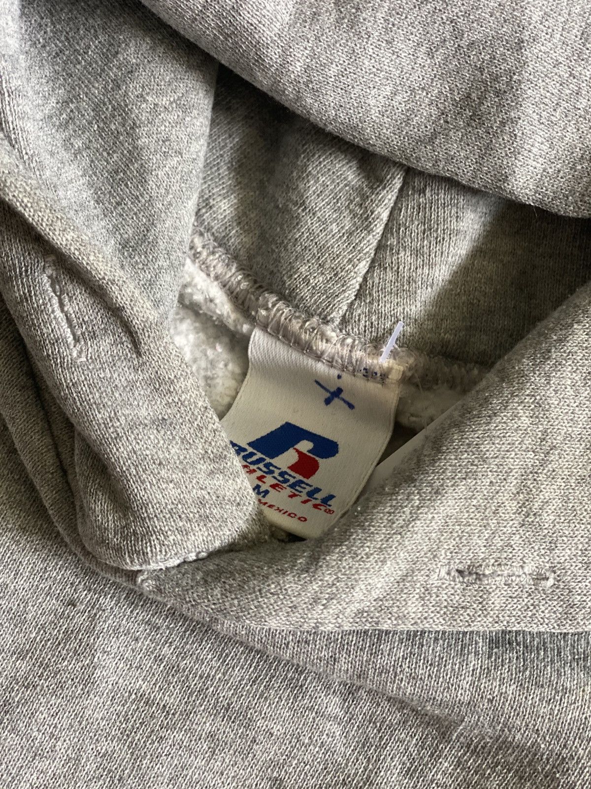 Russell Athletic Mid 00s Vintage Russell Athletic Hoodie Size US M / EU 48-50 / 2 - 4 Thumbnail