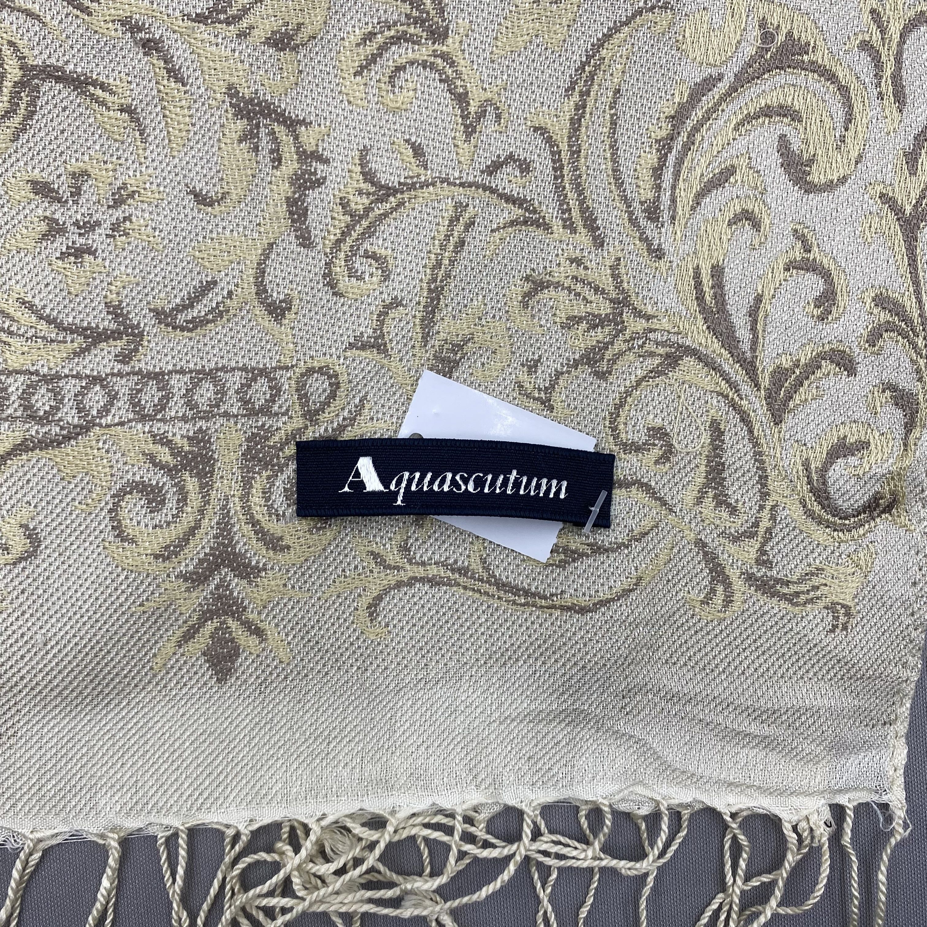 Aquascutum Vintage Aquascutum Scarf Muffler Wool Shawl Wraps Scarves Size ONE SIZE - 5 Thumbnail