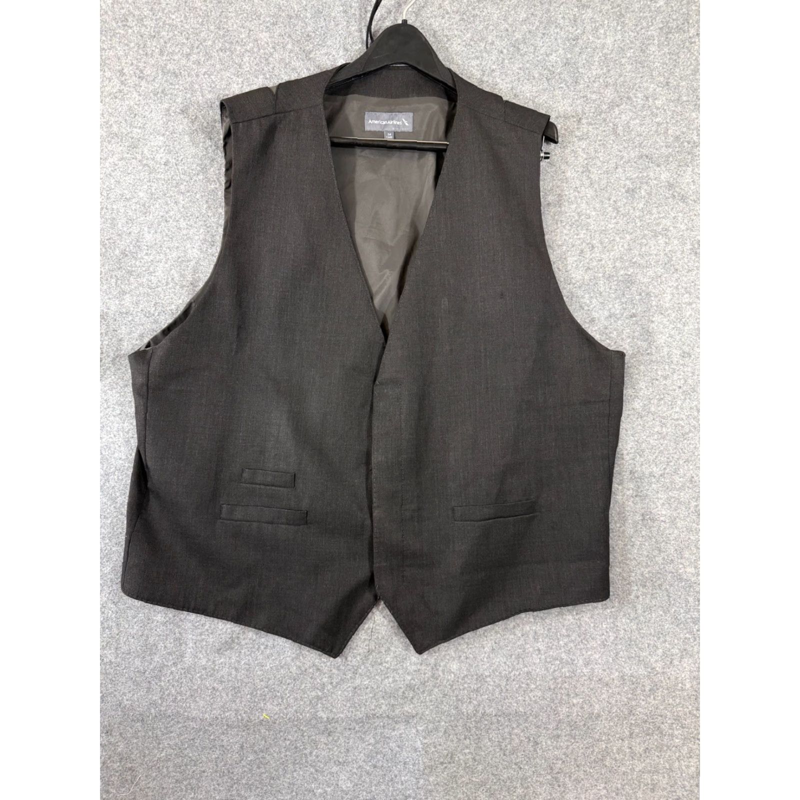 Vintage VINTAGE American Airlines Employee Vest Mens 54 LNG Charcoal Gray Wool Blend Lined Pockets Size US L / EU 52-54 / 3 - 4 Thumbnail